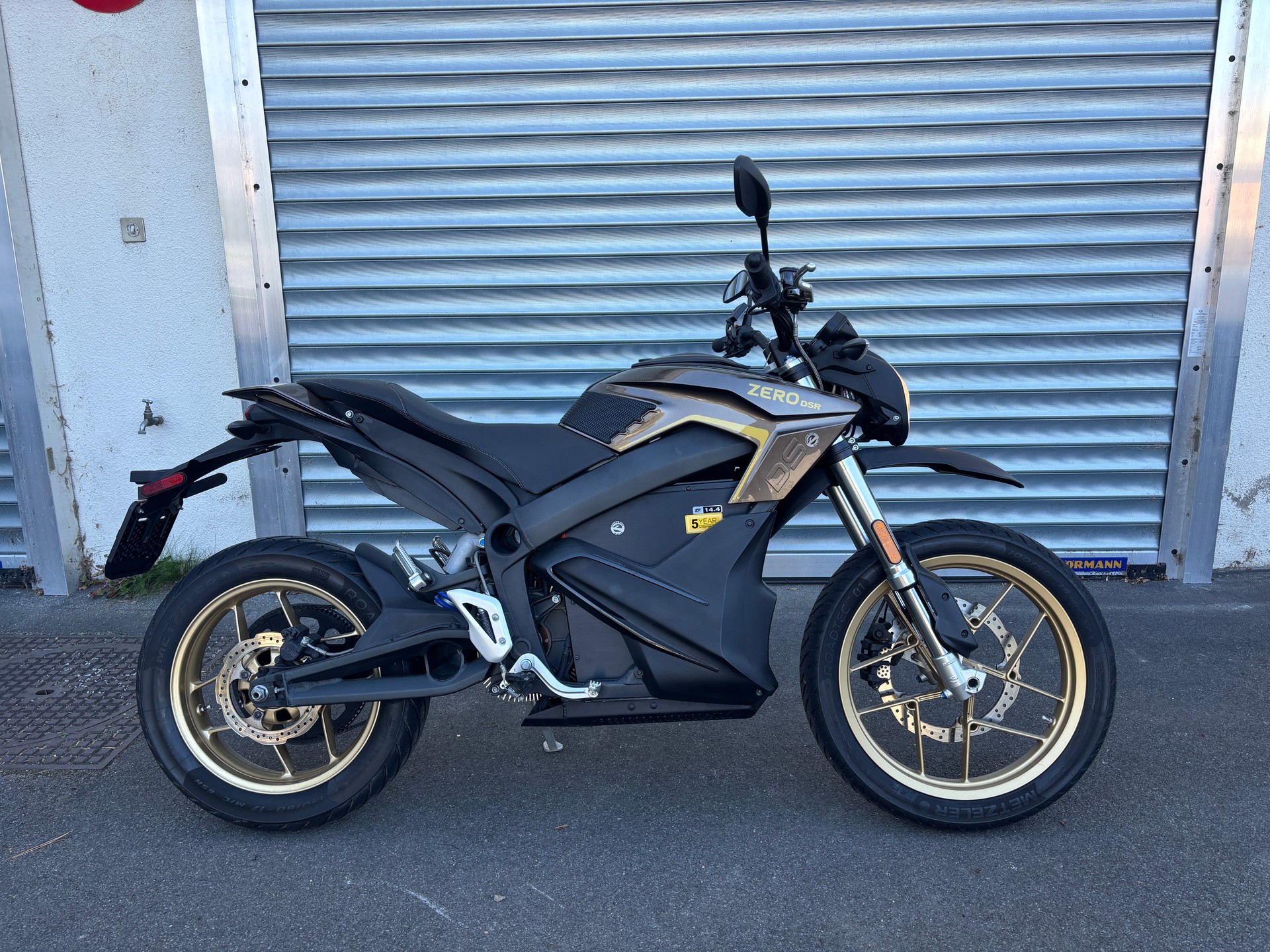 ZERO DSR ZF14.4-showroom-element-1