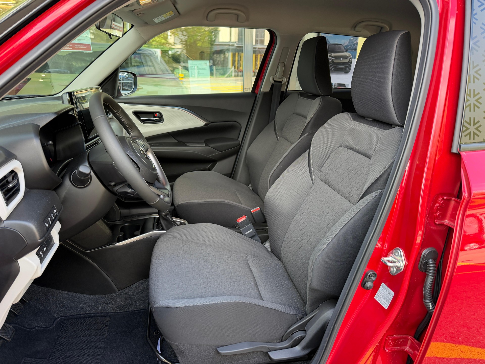 SUZUKI Swift 1.2 Piz Sulai Top Hybrid 4x4-image-8
