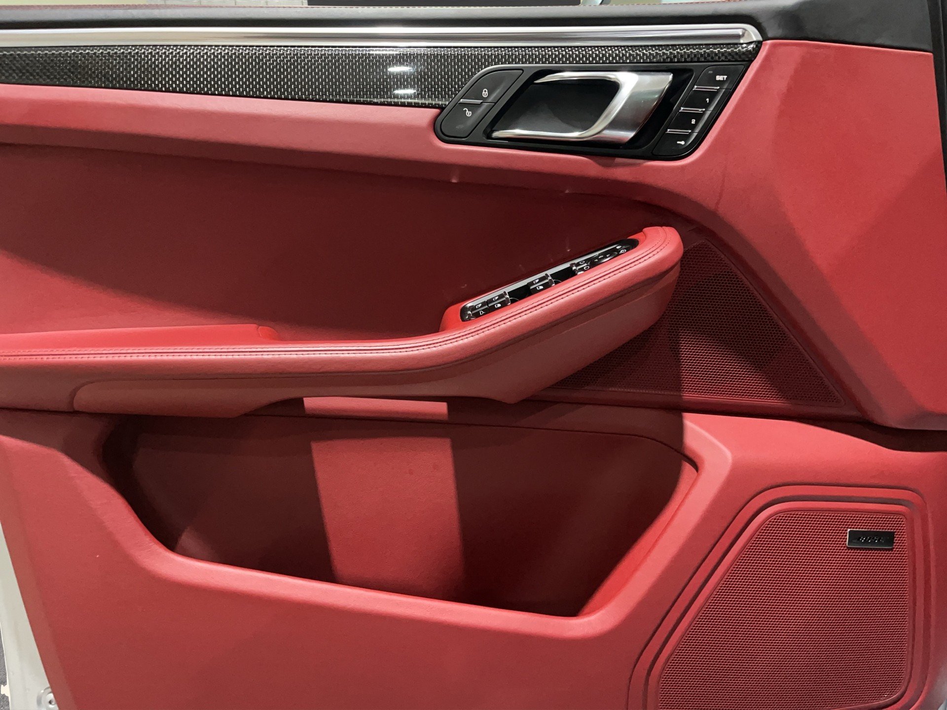 PORSCHE Macan Turbo PDK-image-19