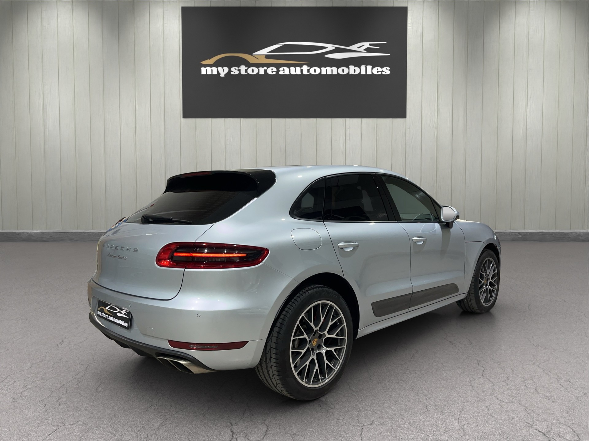 PORSCHE Macan Turbo PDK-image-5