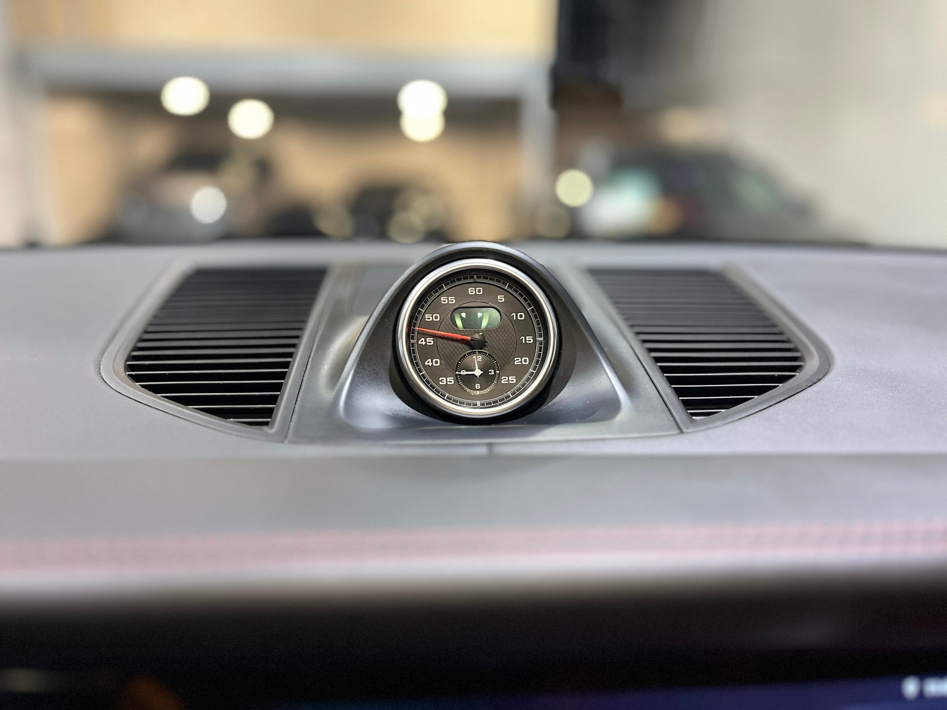 PORSCHE Macan Turbo PDK-image-13