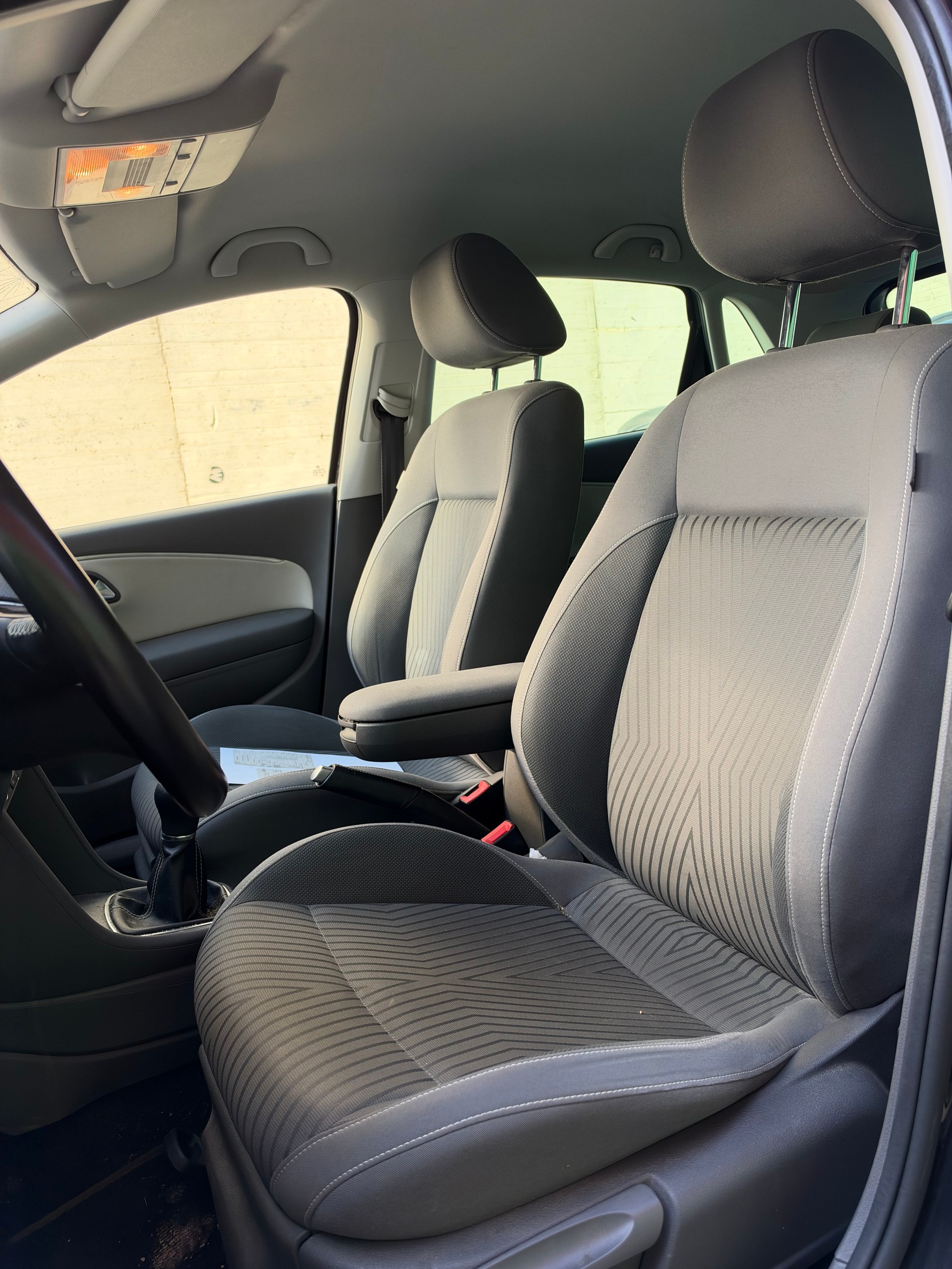 VW Polo 1.2 TSI BMT Comfortline-image-14