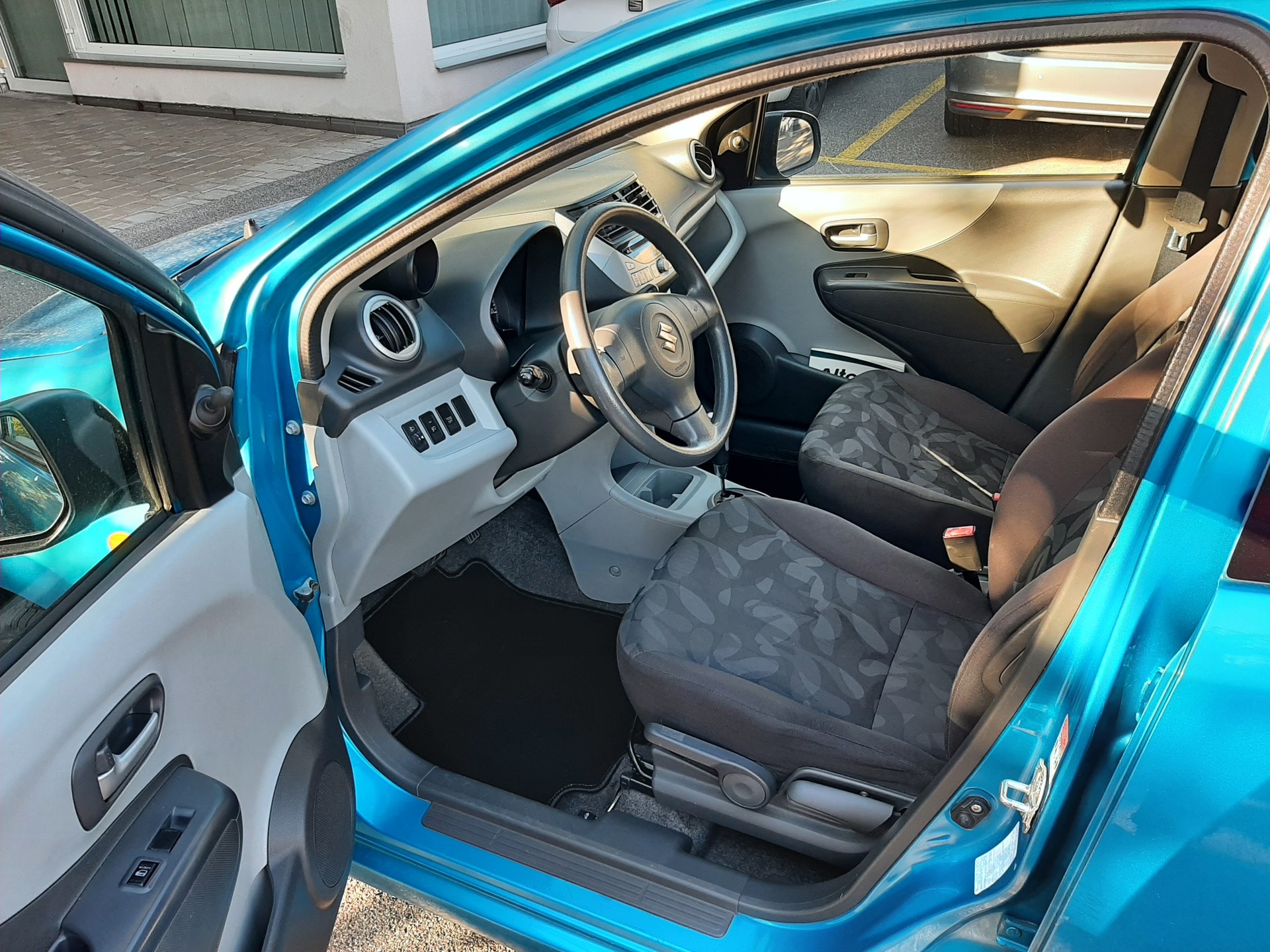 SUZUKI Alto 1.0 GL Top Automatic-image-4