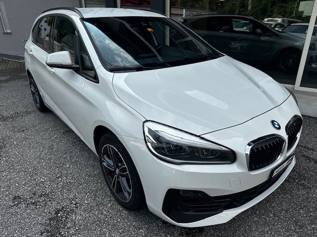 BMW 218d xDrive Active Tourer Swiss Advantage Sport Step.-image-3
