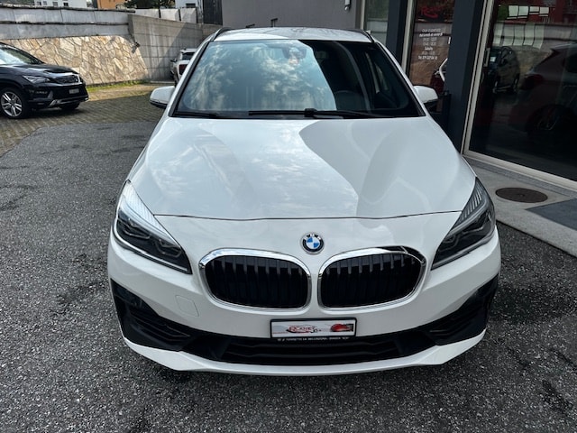 BMW 218d xDrive Active Tourer Swiss Advantage Sport Step.-image-4