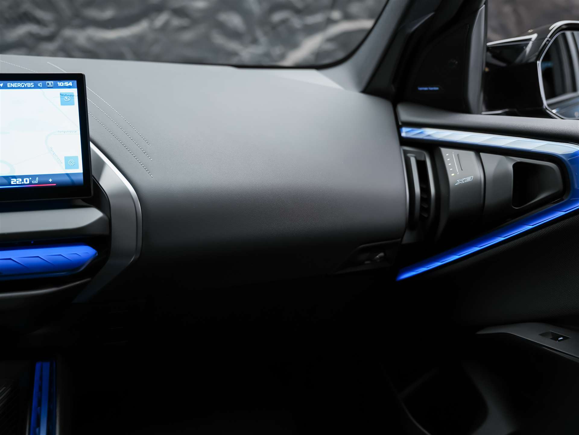 BMW X3 xDrive M50 M Sport Pro *ICONIC GLOW*Head-UP*Driving Assistant Prof.*AHK*-image-20