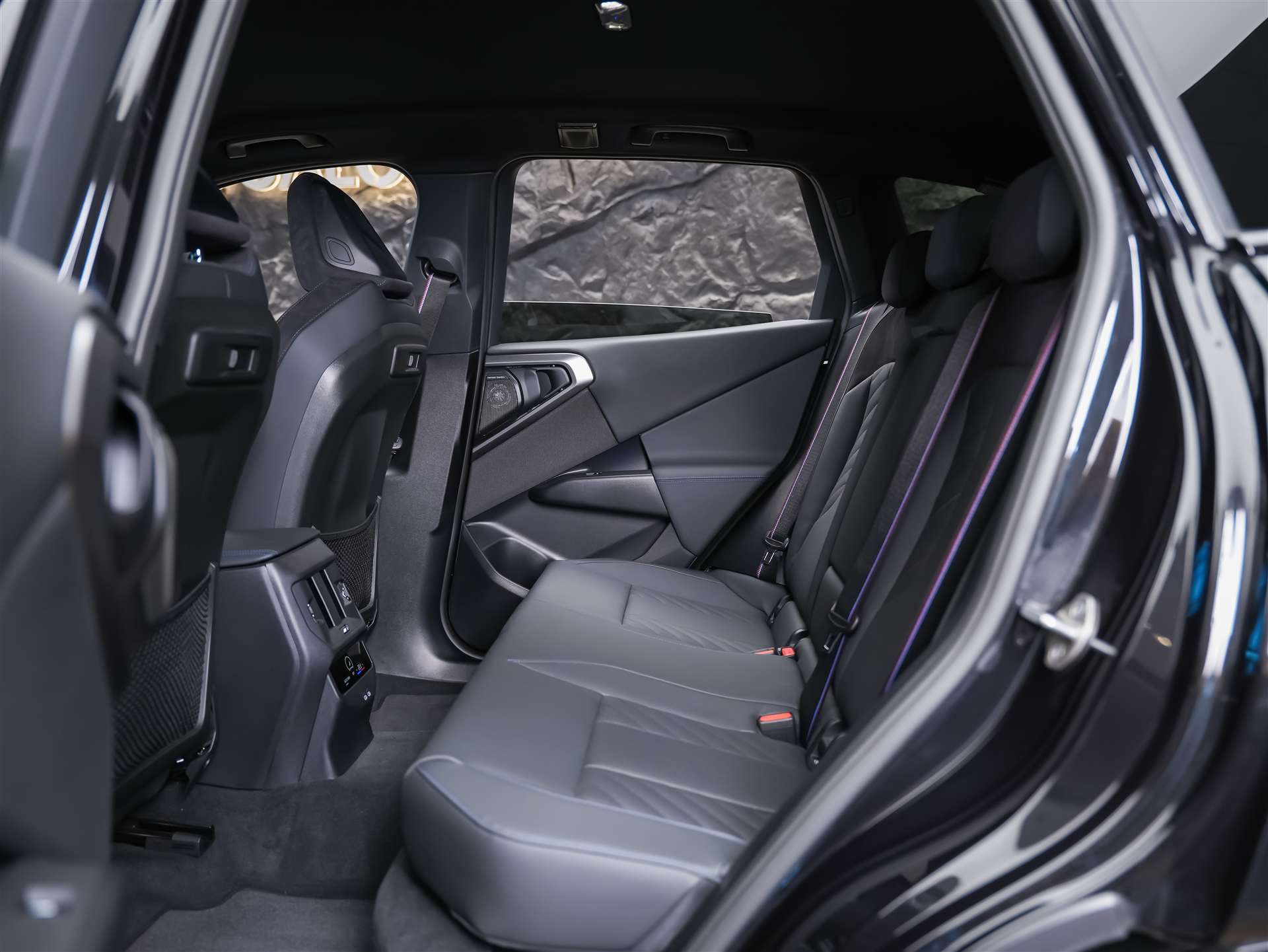 BMW X3 xDrive M50 M Sport Pro *ICONIC GLOW*Head-UP*Driving Assistant Prof.*AHK*-image-12