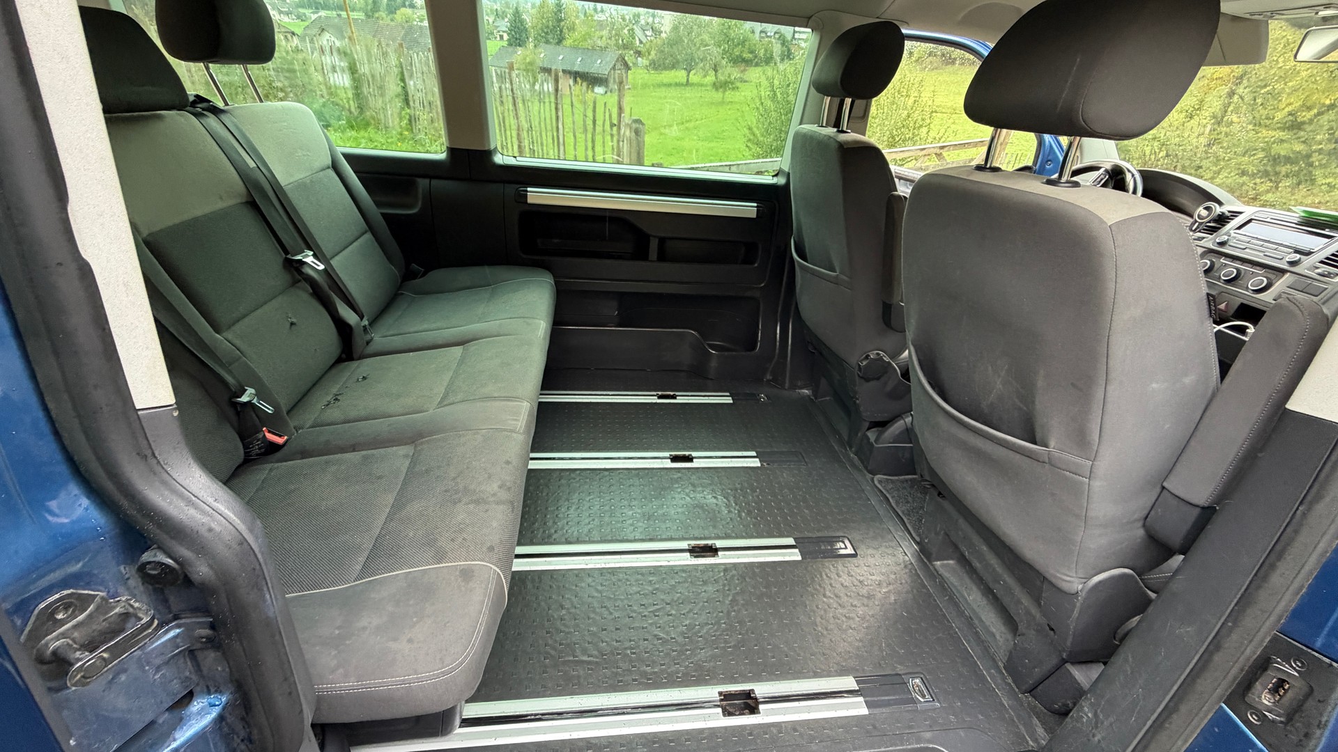 VW Multivan 2.0 TDI CR Startline 4Motion-image-14