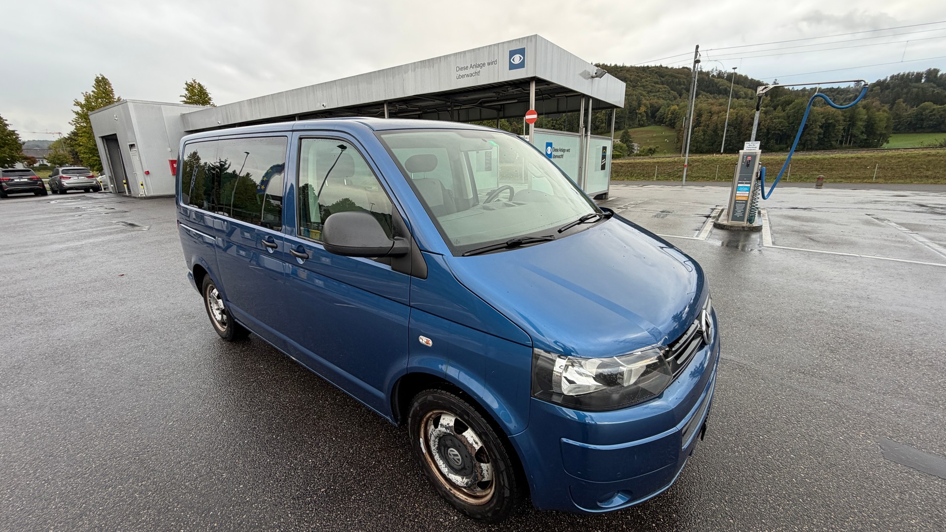 VW Multivan 2.0 TDI CR Startline 4Motion-image-3