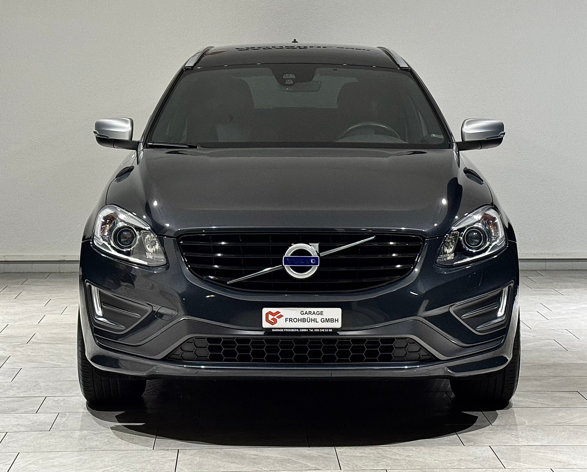VOLVO XC60 D5 AWD R-Design Geartronic I AHK 2000KG I-image-1