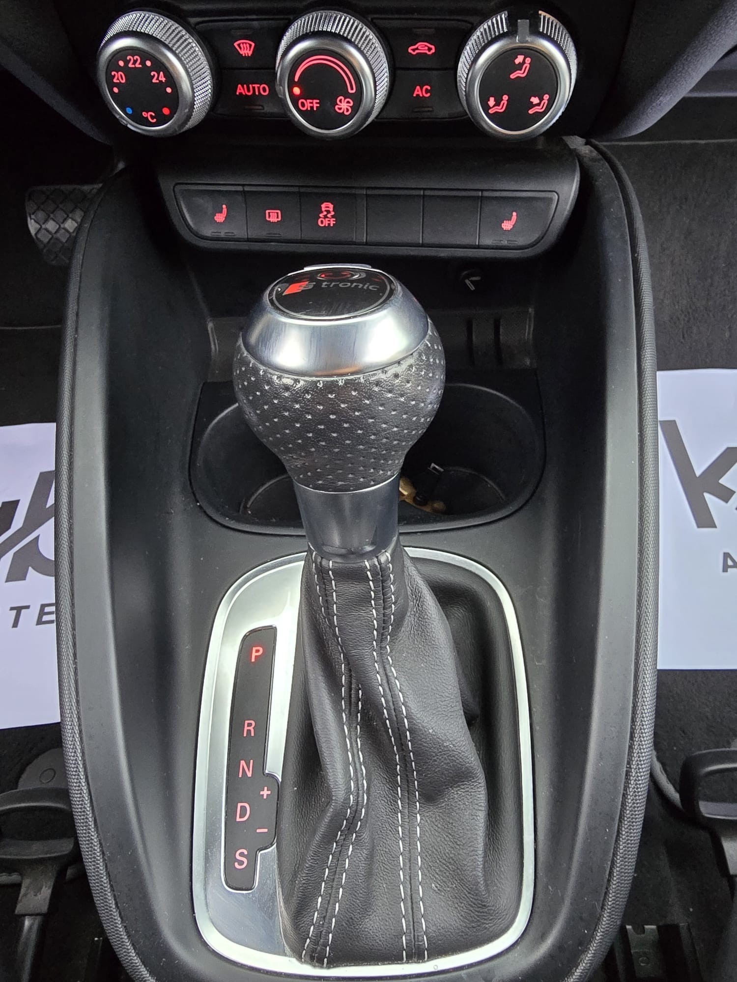 AUDI A1 Sportback Sport 1.4 TFSI Ambition S-tronic-image-10