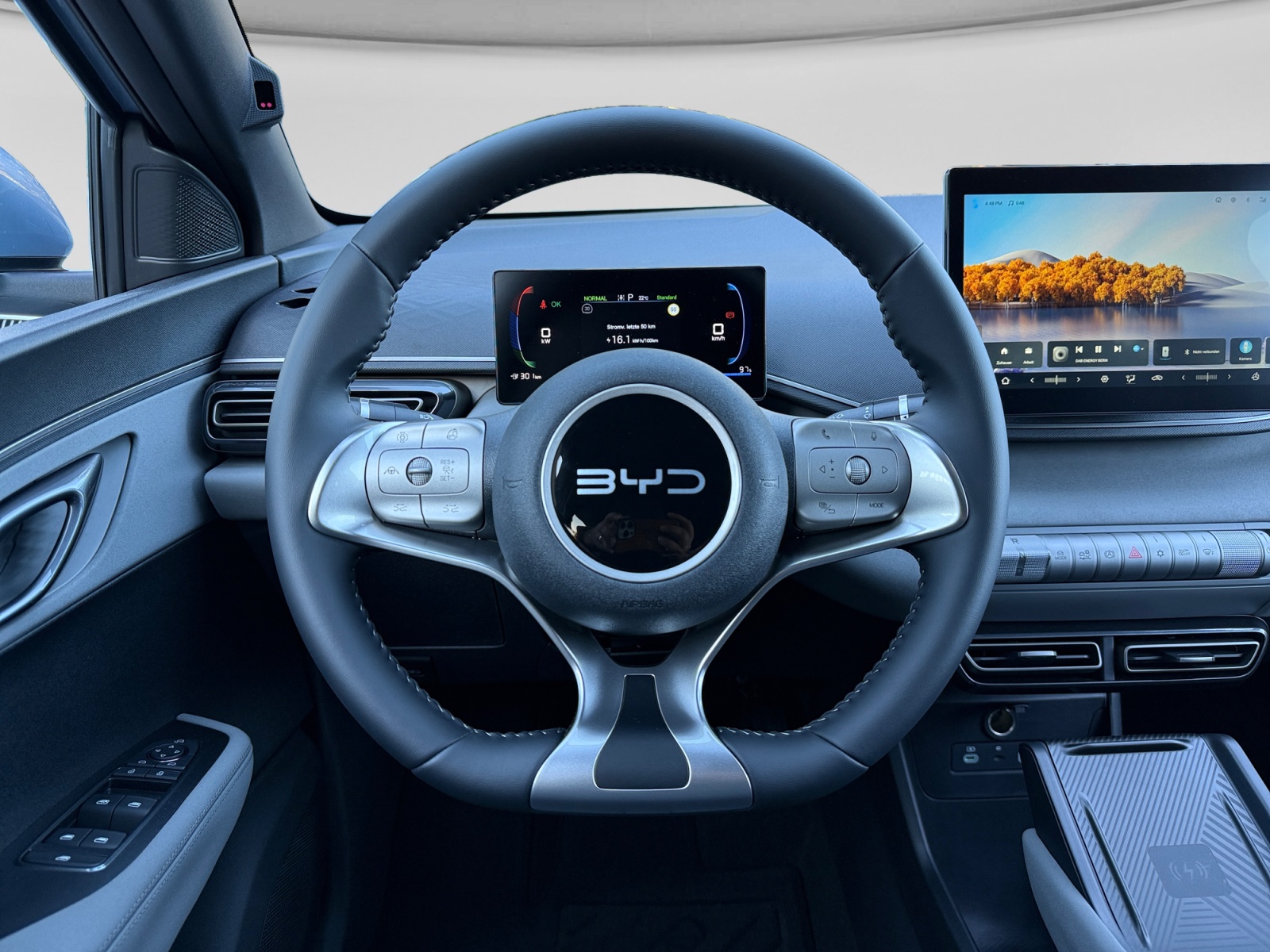 BYD Dolphin Surf 43 kWh Comfort-image-12