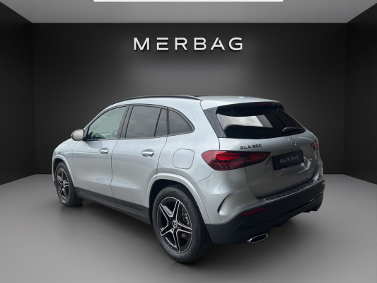 MERCEDES-BENZ GLA 200 Night Star 7G-D-image-2