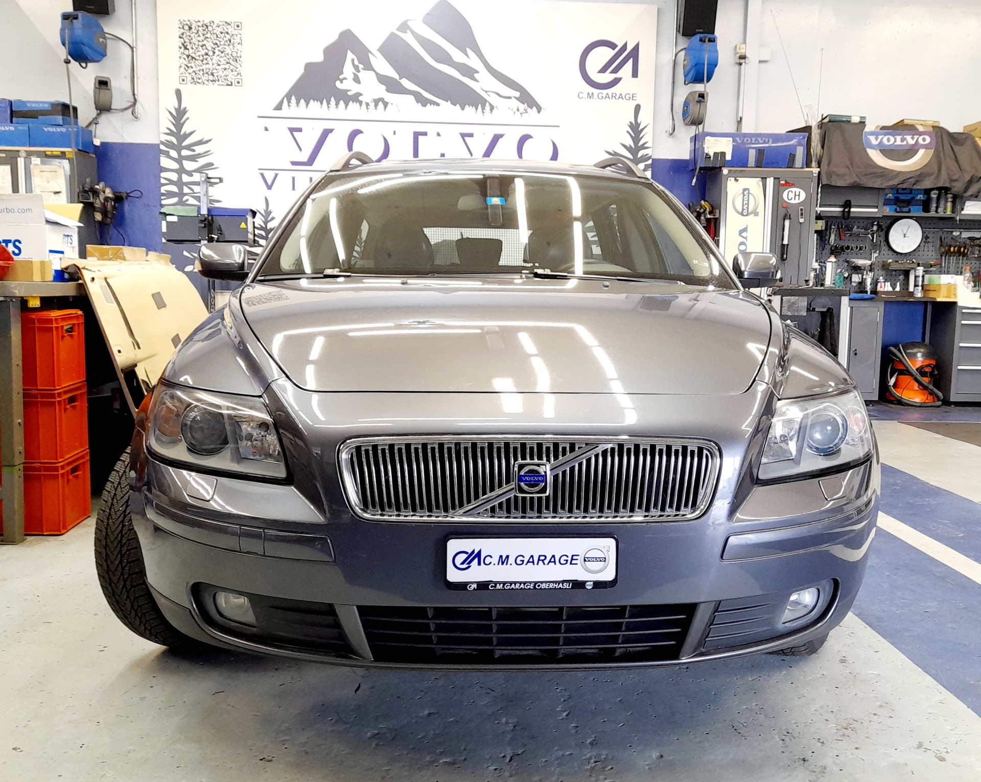 VOLVO V50 T5 Summum-image-1