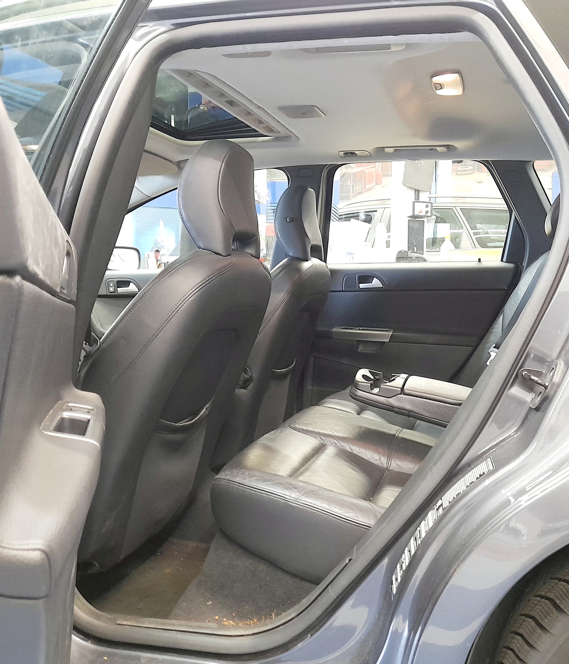 VOLVO V50 T5 Summum-image-6