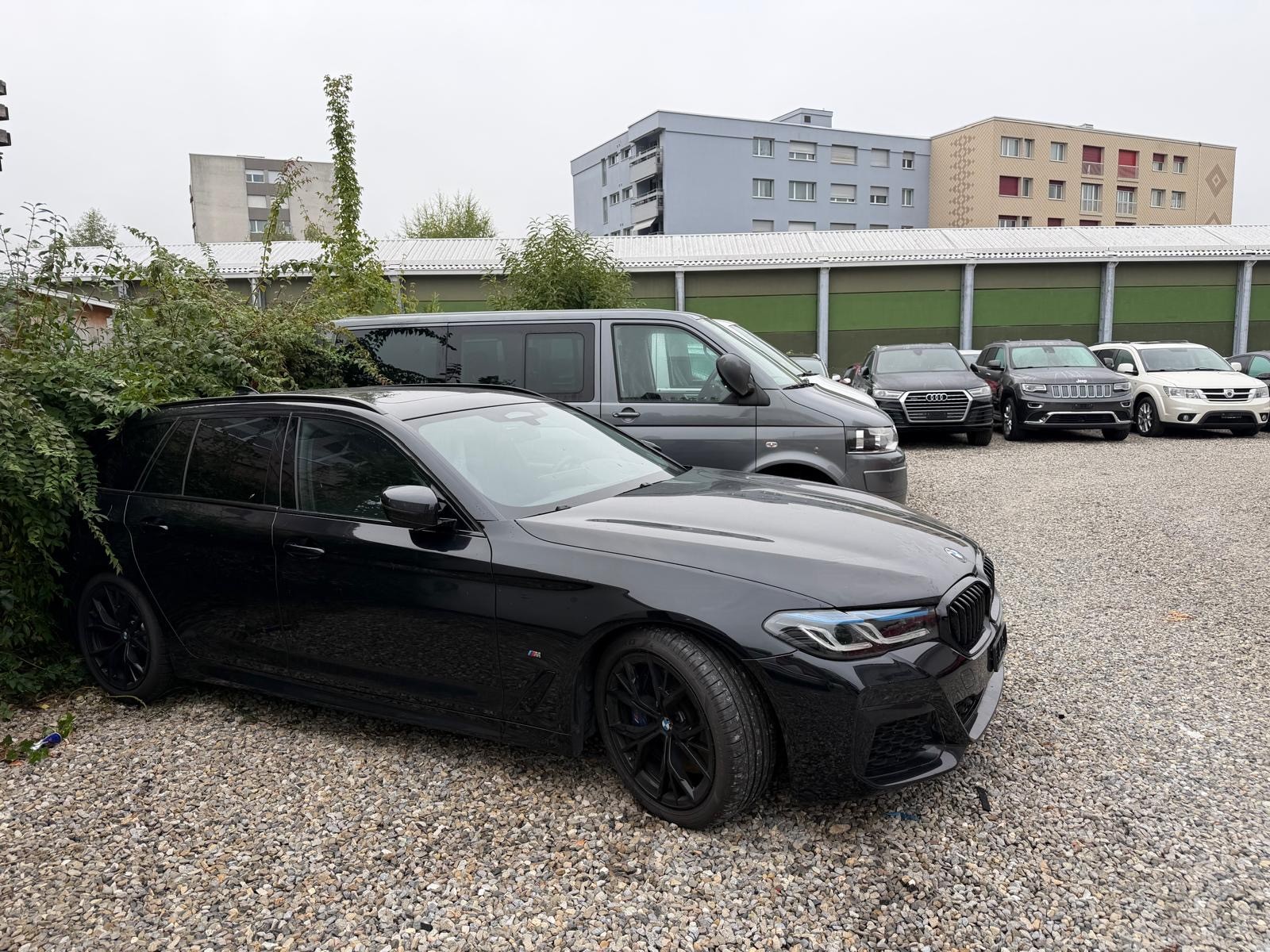 BMW 530d xDrive 48V Touring M Sport Steptronic-image-1