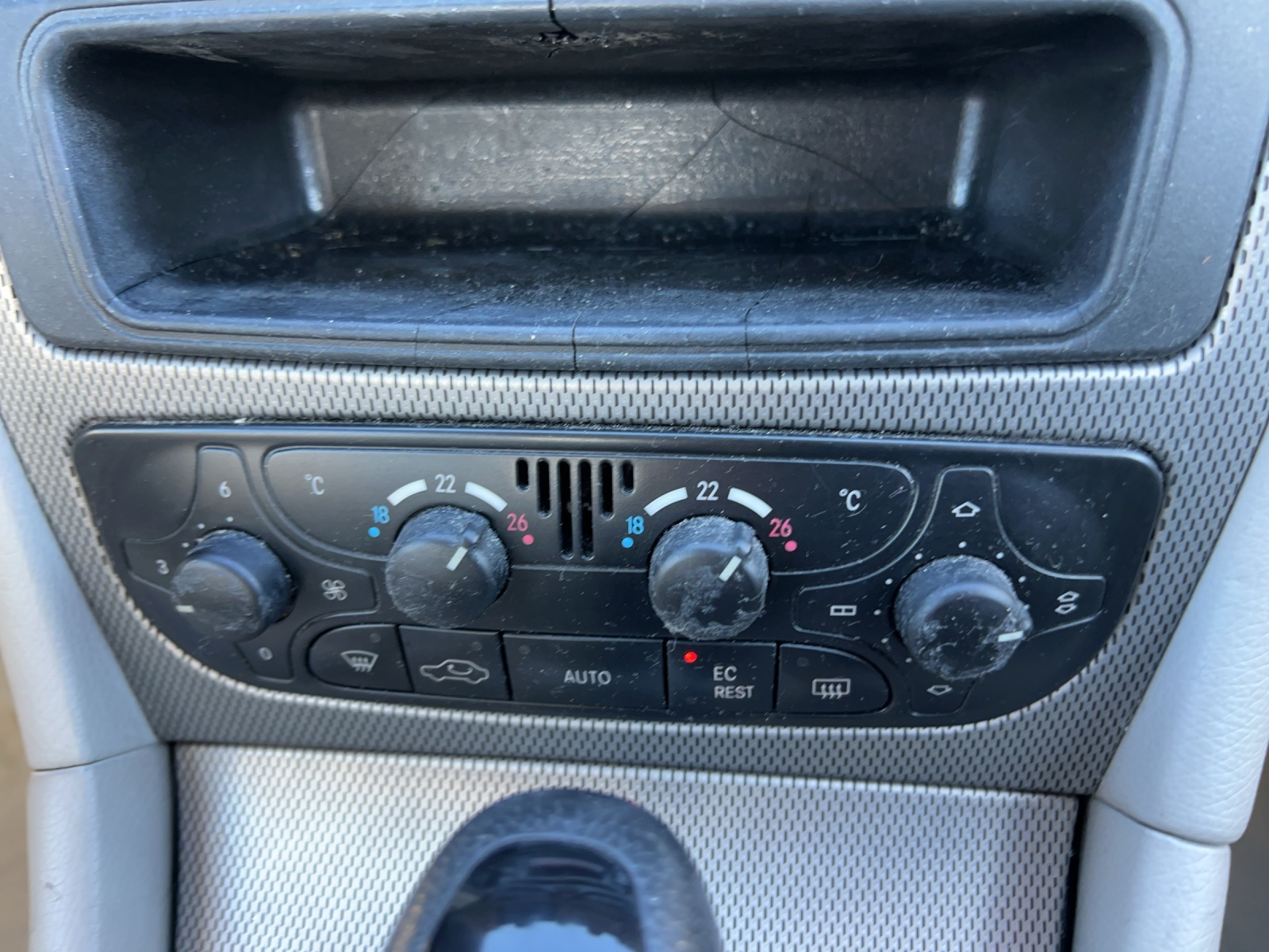 MERCEDES-BENZ C 200 Kompressor-image-15