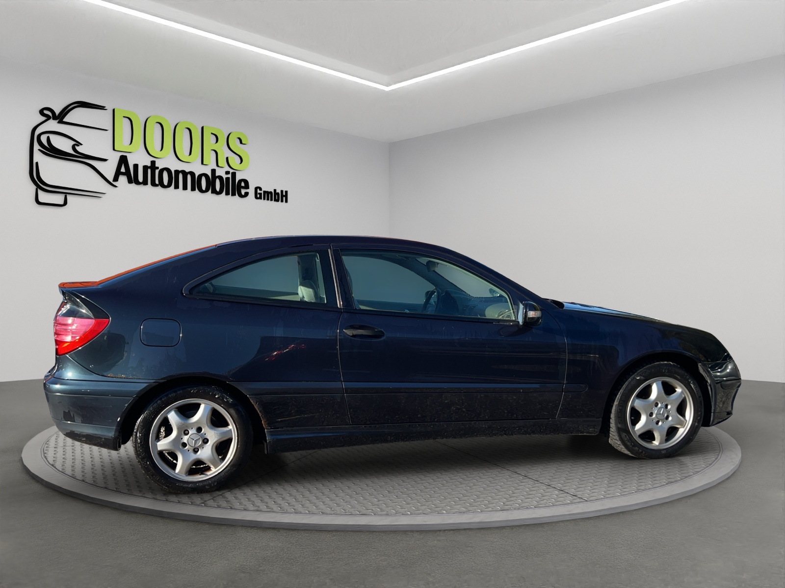MERCEDES-BENZ C 200 Kompressor-image-6