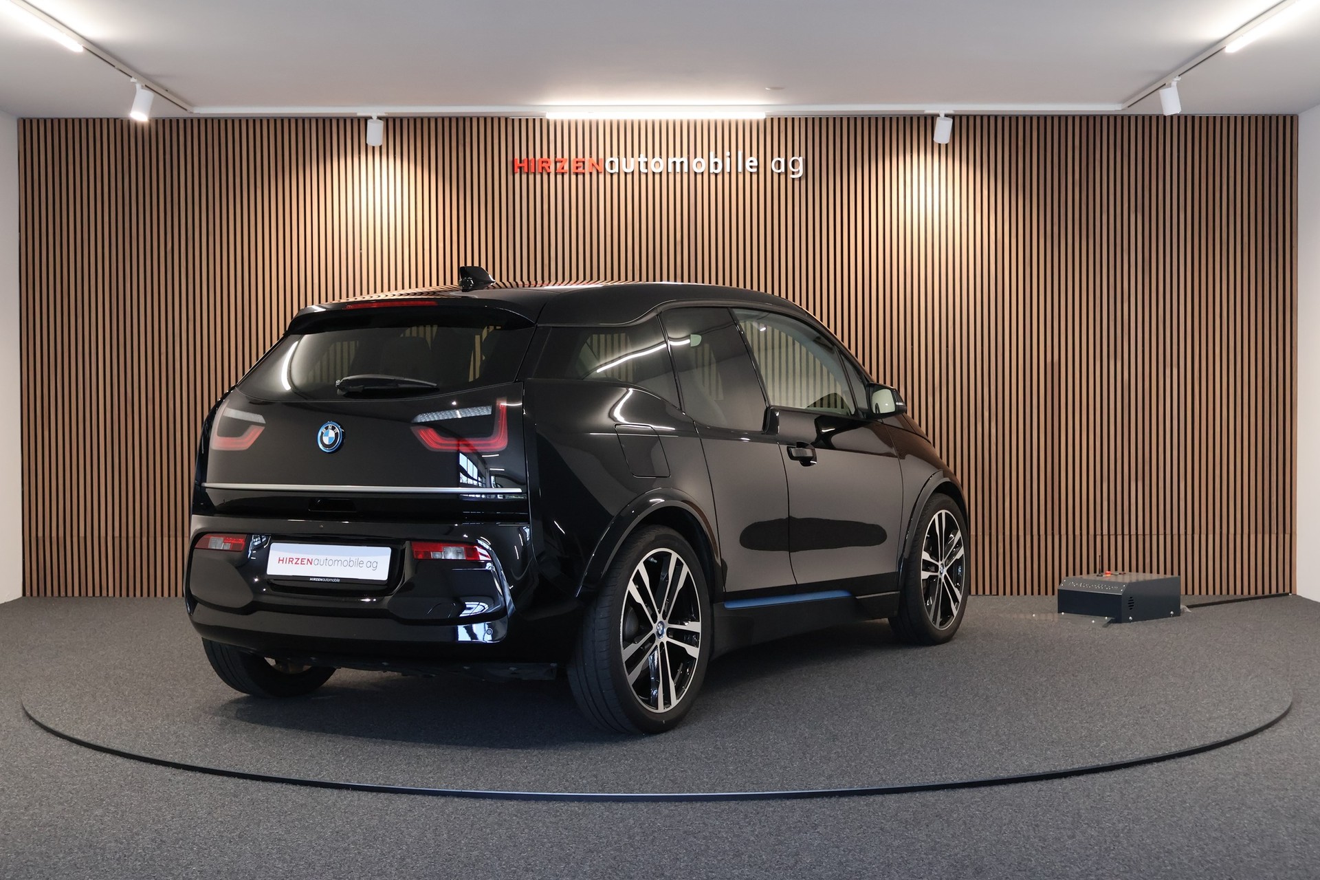 BMW i3s (120Ah)-image-4