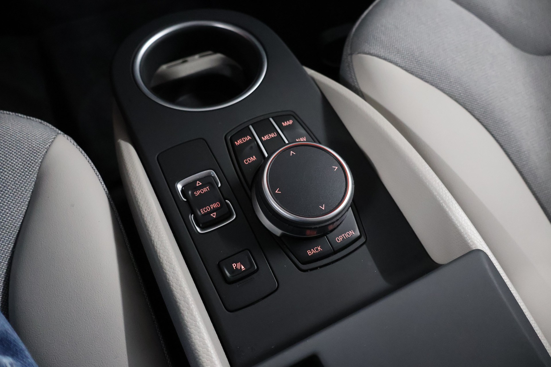 BMW i3s (120Ah)-image-22