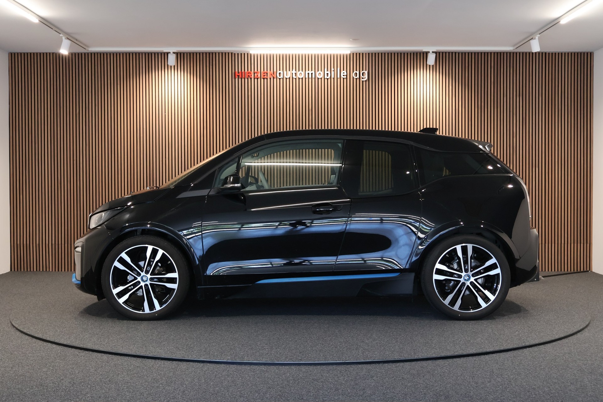 BMW i3s (120Ah)-image-1