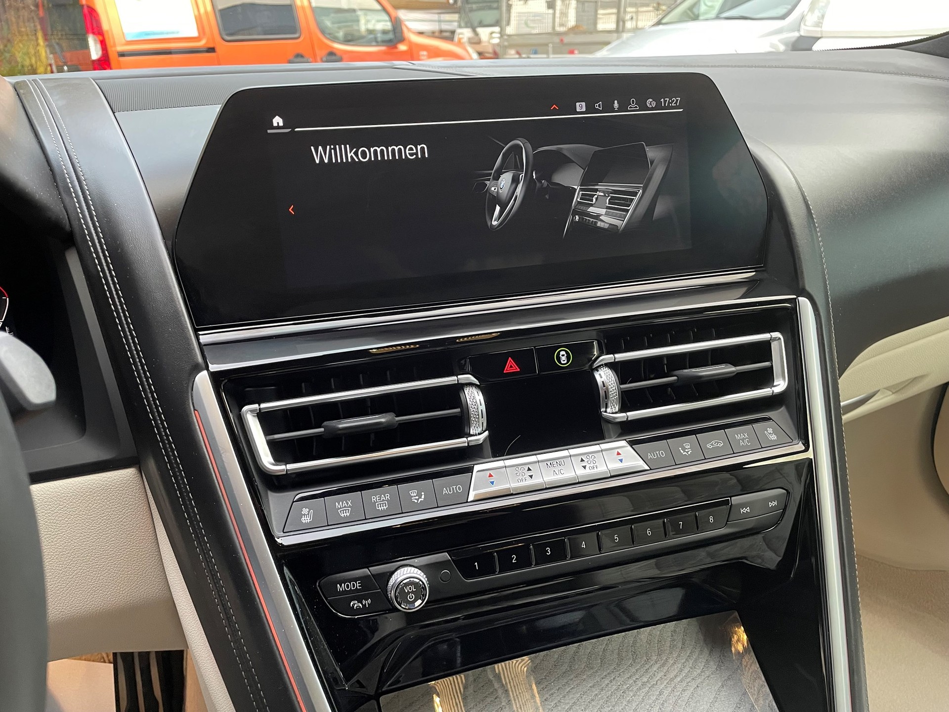 BMW M850i xDrive-image-9