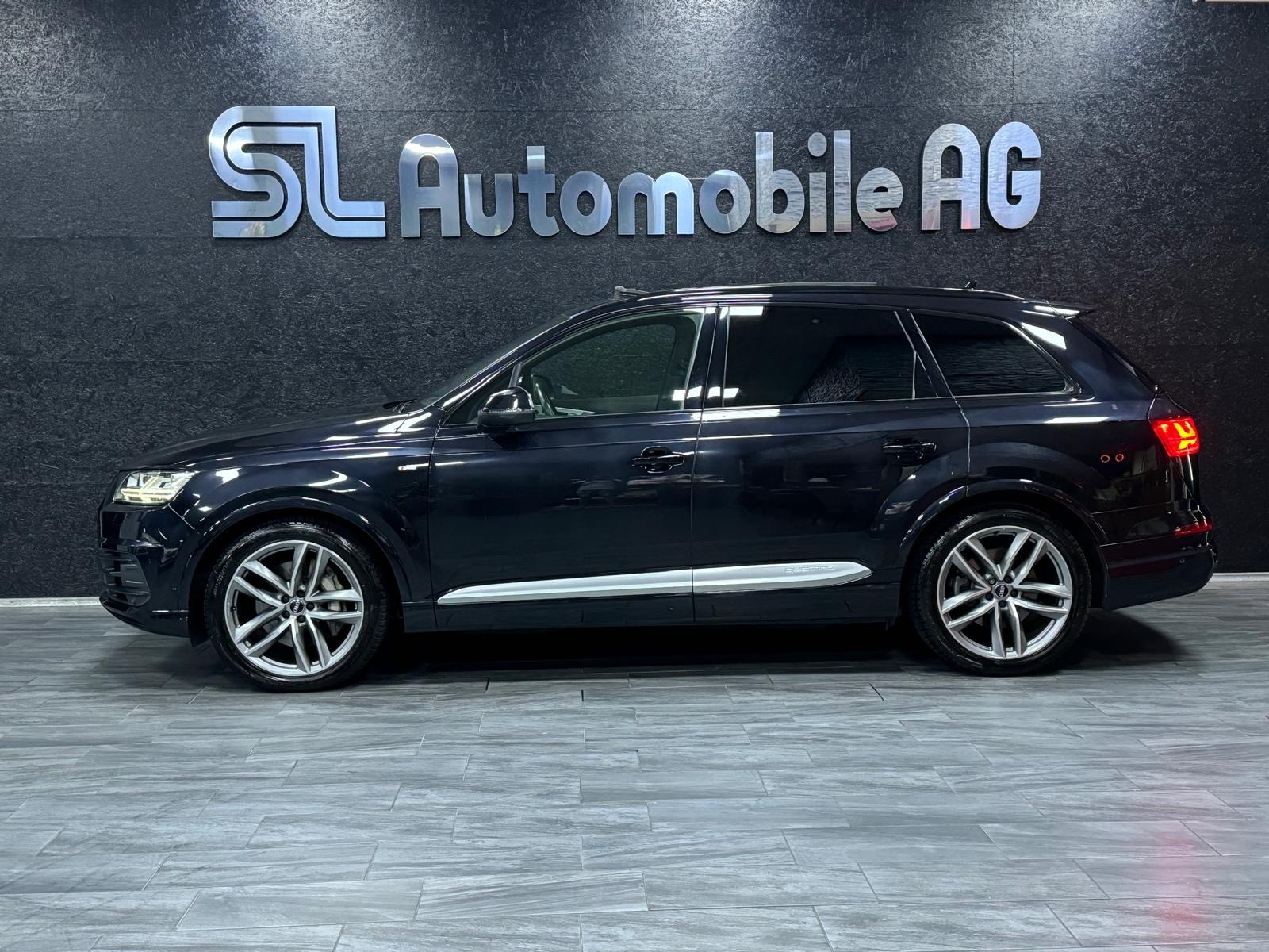 AUDI Q7 50 TDI S-Line quattro tiptronic / 7 Sitz / CH FZ-showroom-element-2