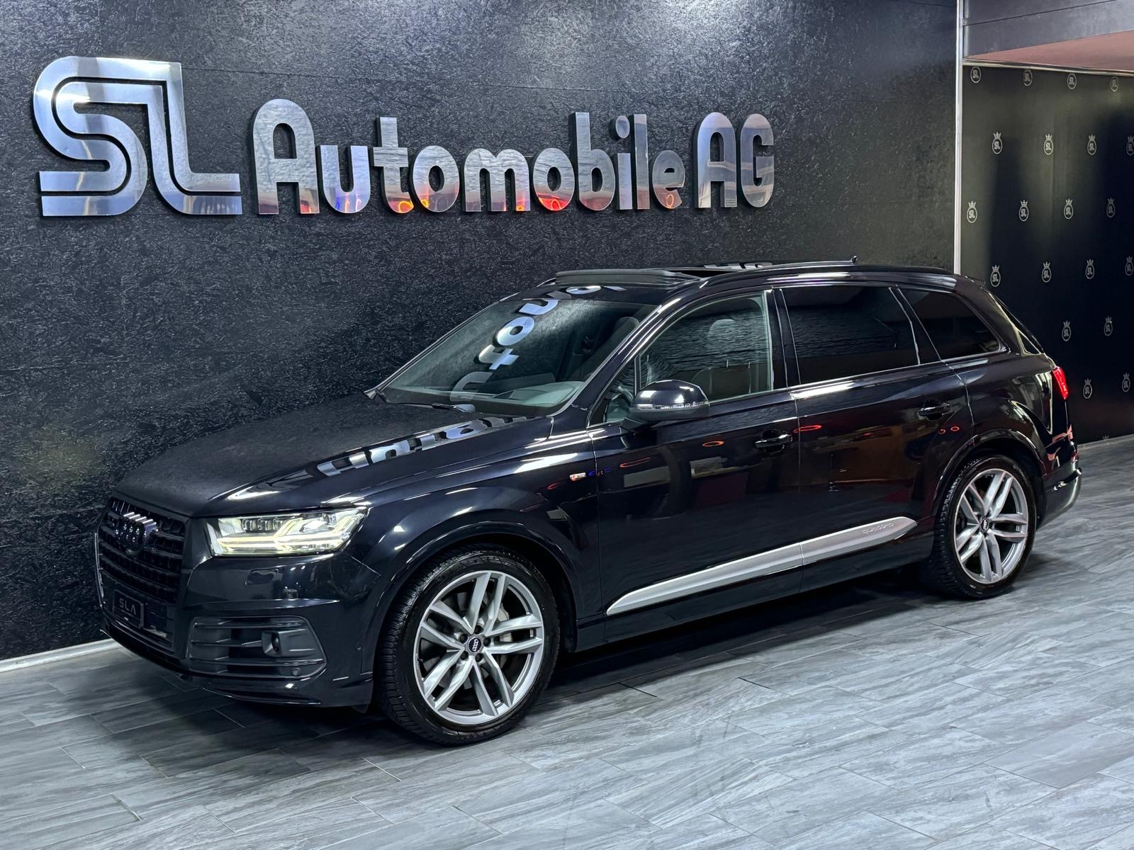 AUDI Q7 50 TDI S-Line quattro tiptronic / 7 Sitz / CH FZ-showroom-element-1
