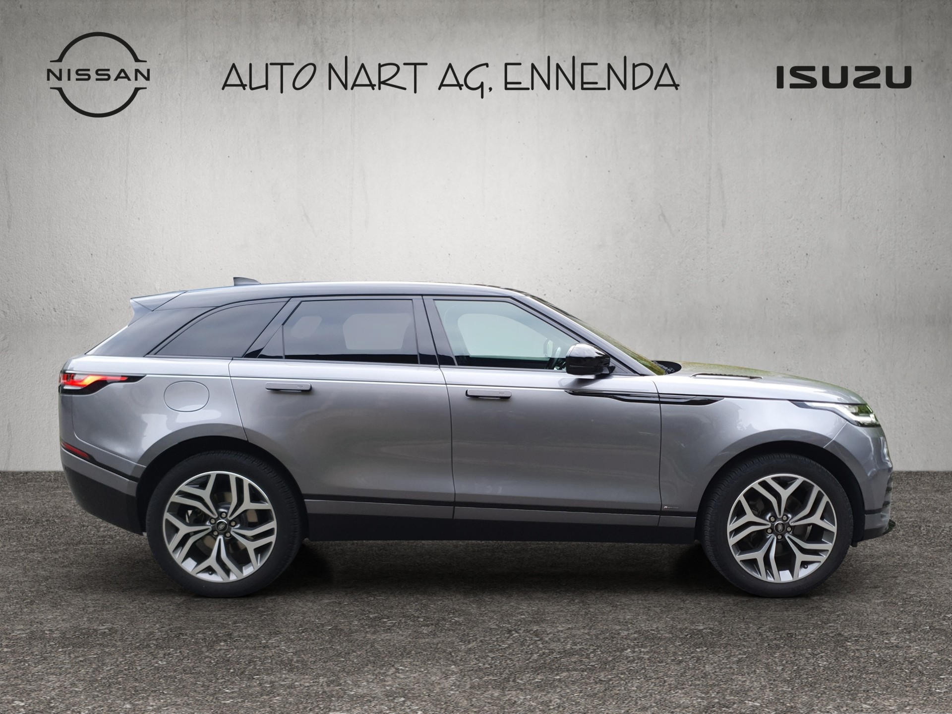 LAND ROVER RR Velar R-Dynamic D 300 S-image-5