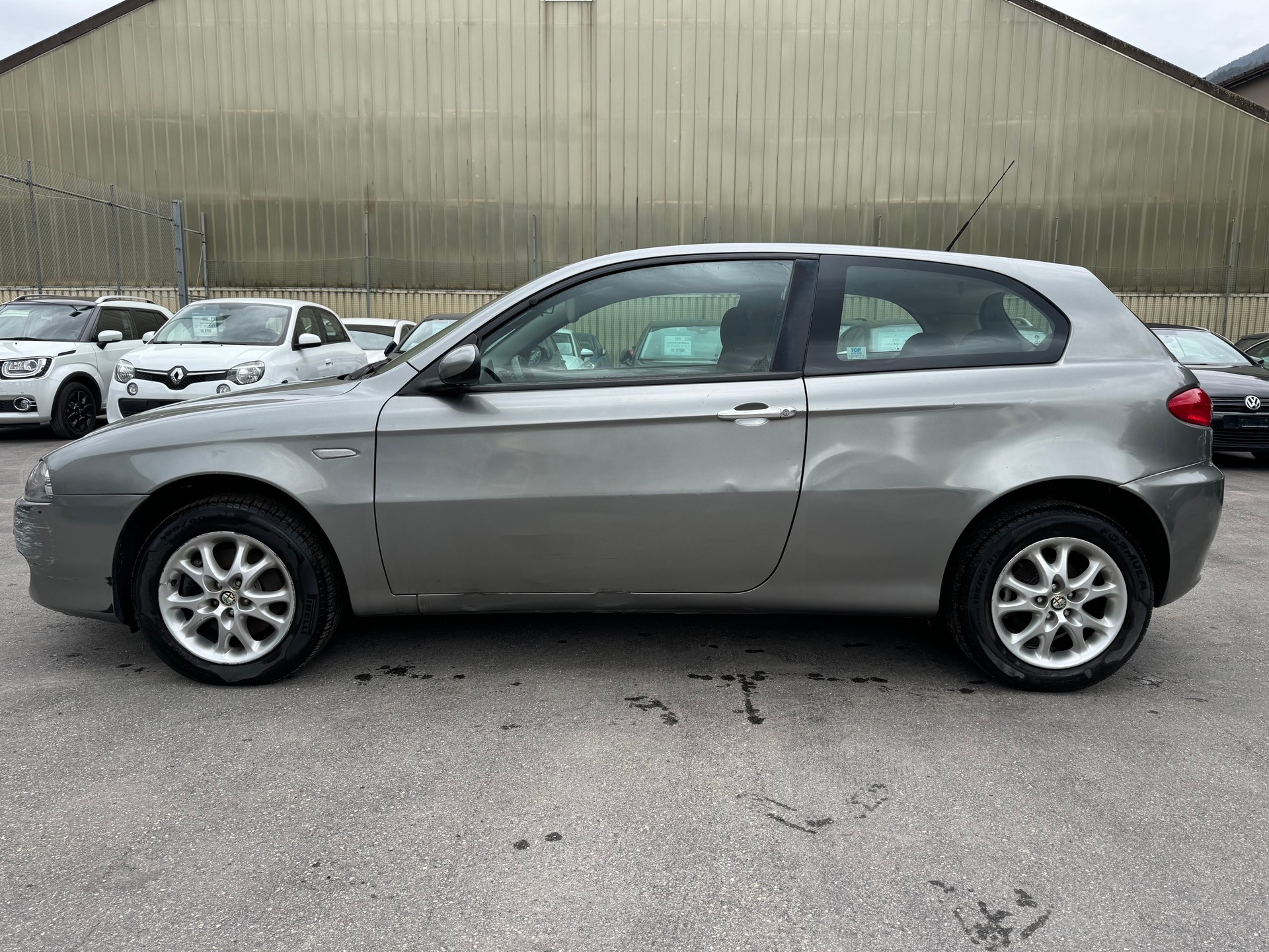 ALFA ROMEO 147 1.6 TS 16V Progression-image-6
