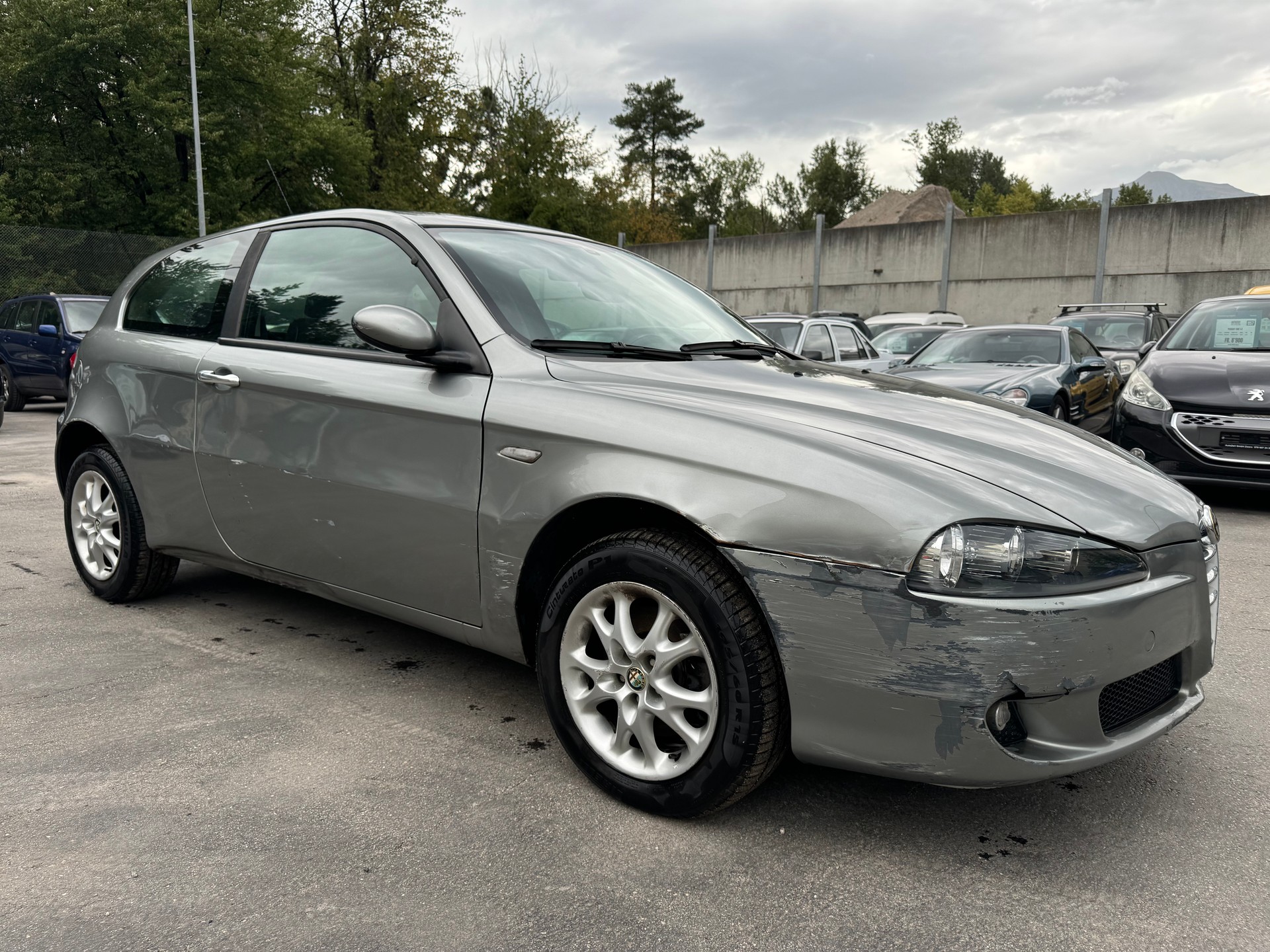 ALFA ROMEO 147 1.6 TS 16V Progression-image-1
