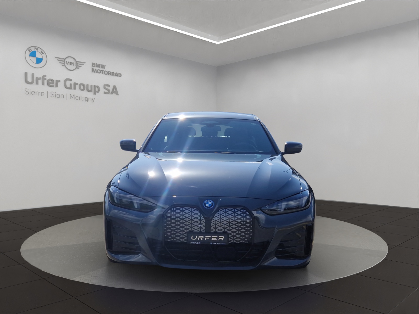 BMW i4 xDrive 40 M Sport Pro-image-6