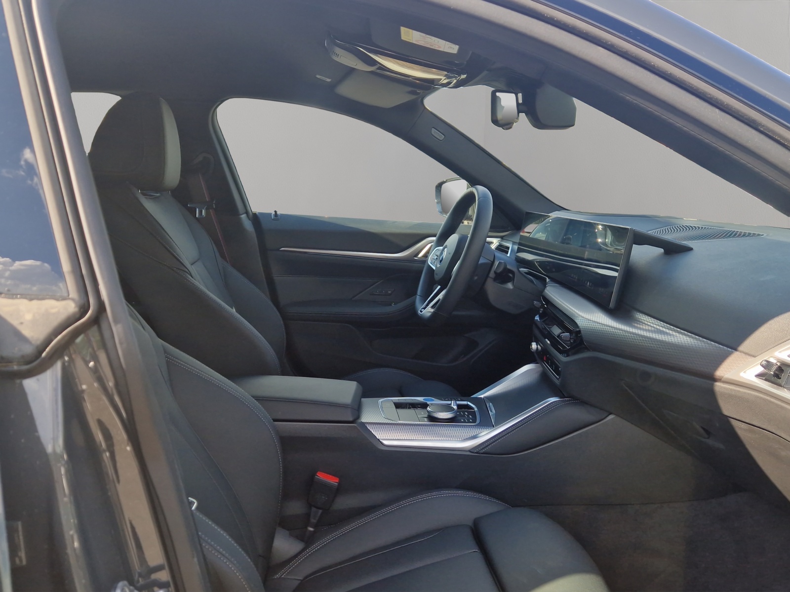 BMW i4 xDrive 40 M Sport Pro-image-8