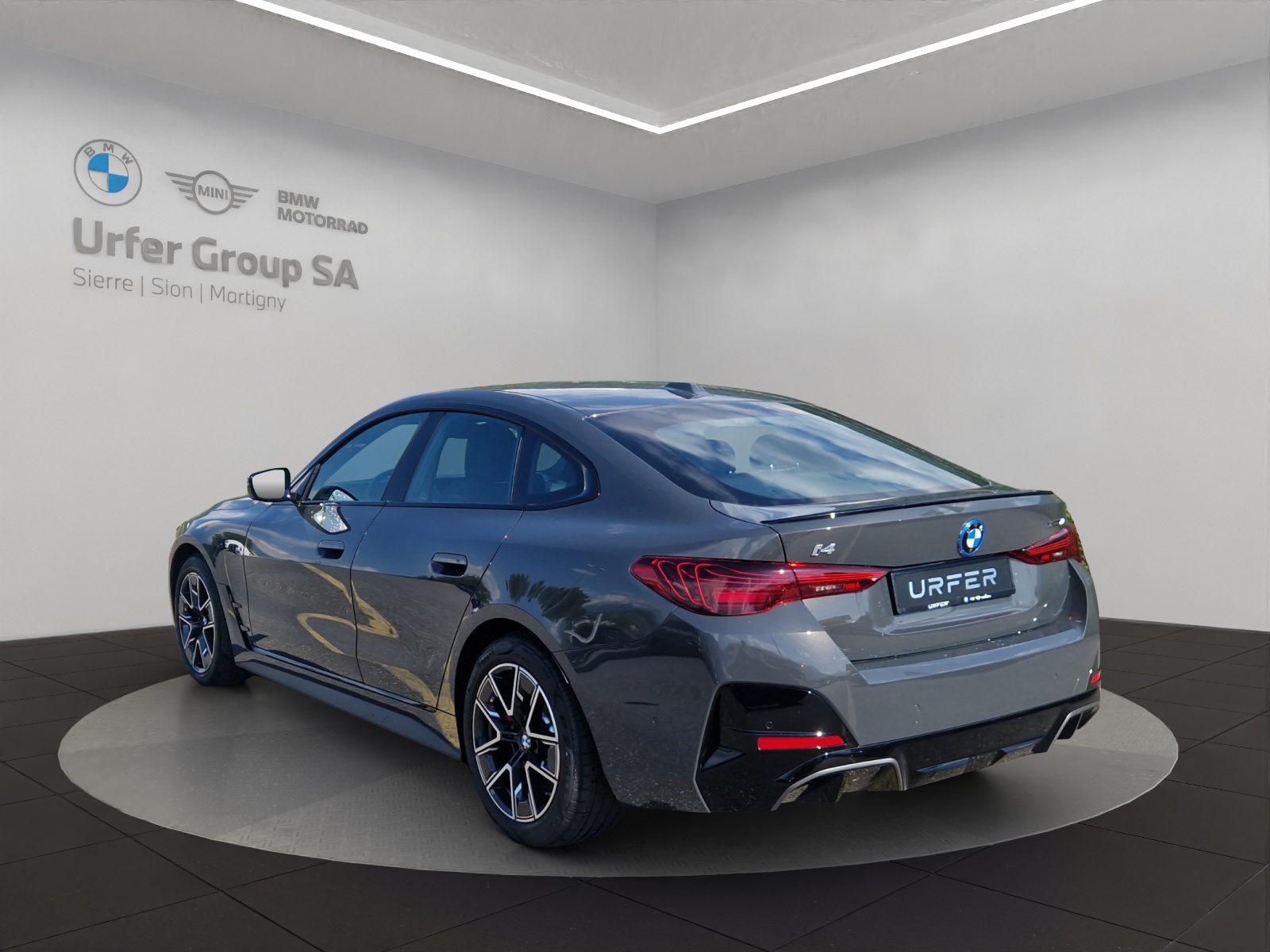 BMW i4 xDrive 40 M Sport Pro-image-2