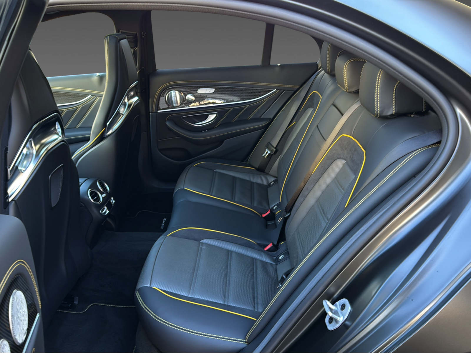 MERCEDES-BENZ AMG E 63 S 4Matic+-image-10