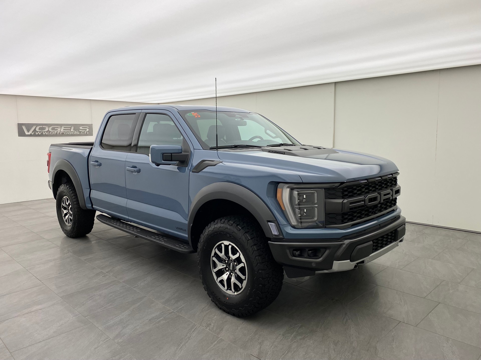 FORD F-150 Raptor 3.5 EcoBoost HO Crew Cab-image-2