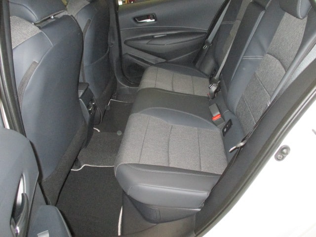 TOYOTA Corolla Touring Sports 2.0 HSD Trend e-CVT-image-4