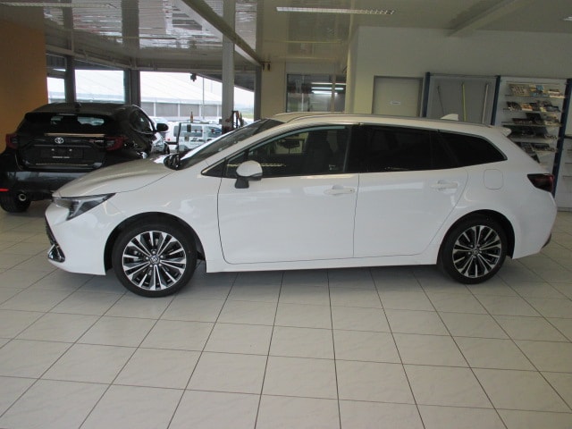 TOYOTA Corolla Touring Sports 2.0 HSD Trend e-CVT-image-2