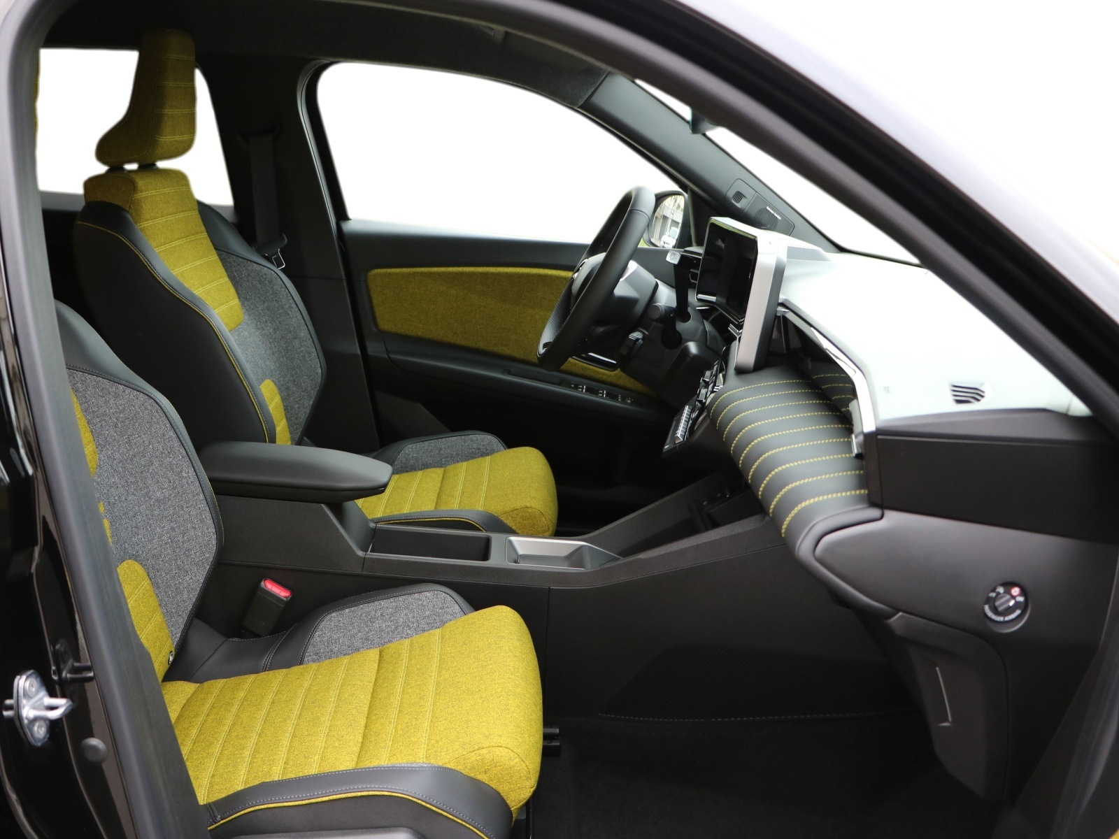RENAULT R5 E-Tech Comfort Range 52 kWh Iconic Five-image-6