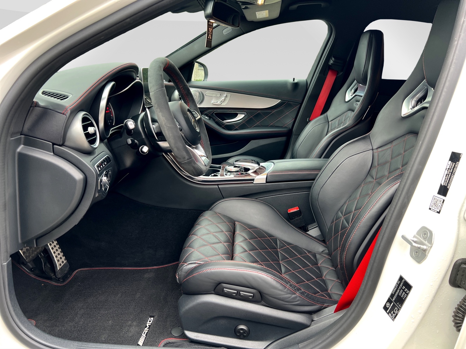 MERCEDES-BENZ C 63 S AMG Edition 1 Speedshift-image-5