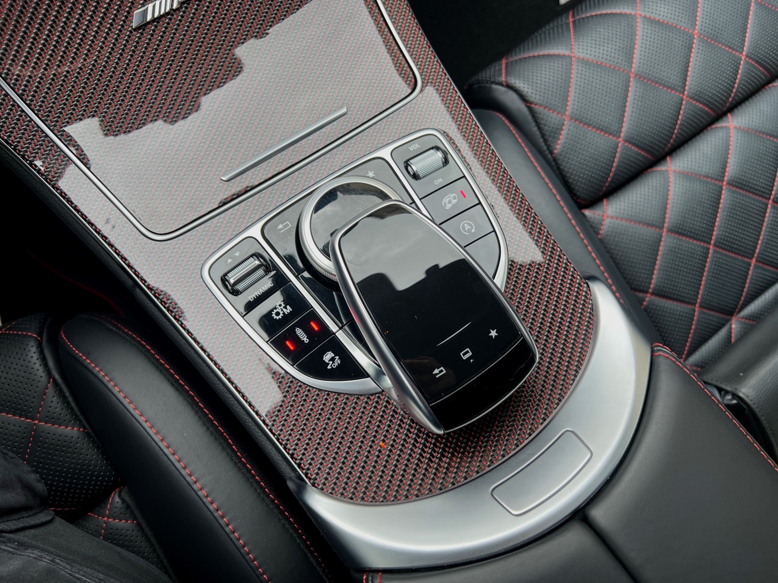 MERCEDES-BENZ C 63 S AMG Edition 1 Speedshift-image-12