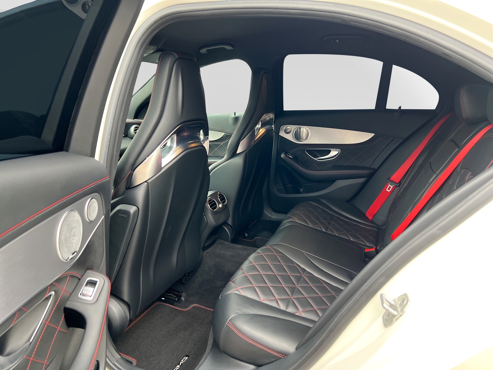 MERCEDES-BENZ C 63 S AMG Edition 1 Speedshift-image-4
