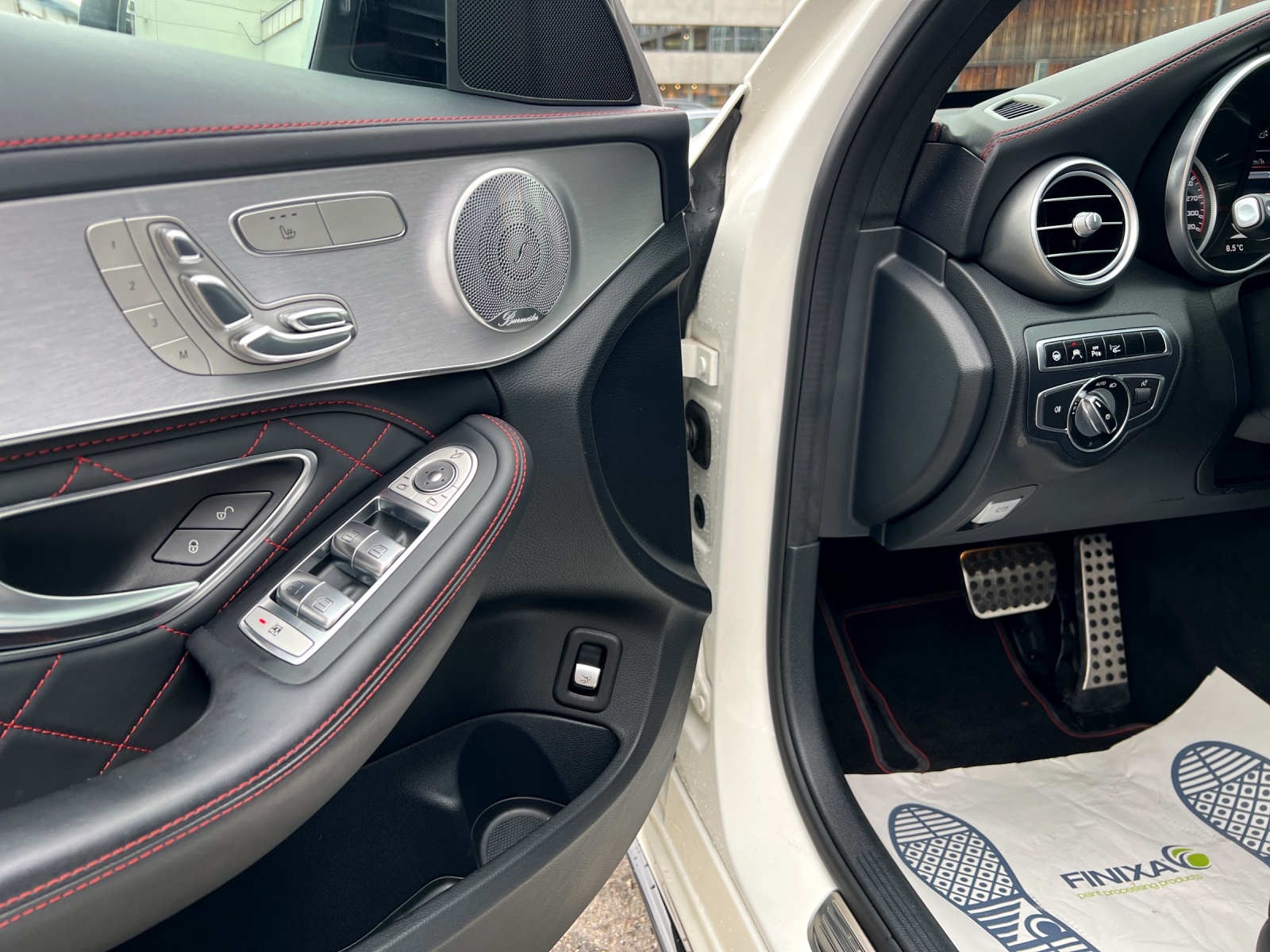 MERCEDES-BENZ C 63 S AMG Edition 1 Speedshift-image-6