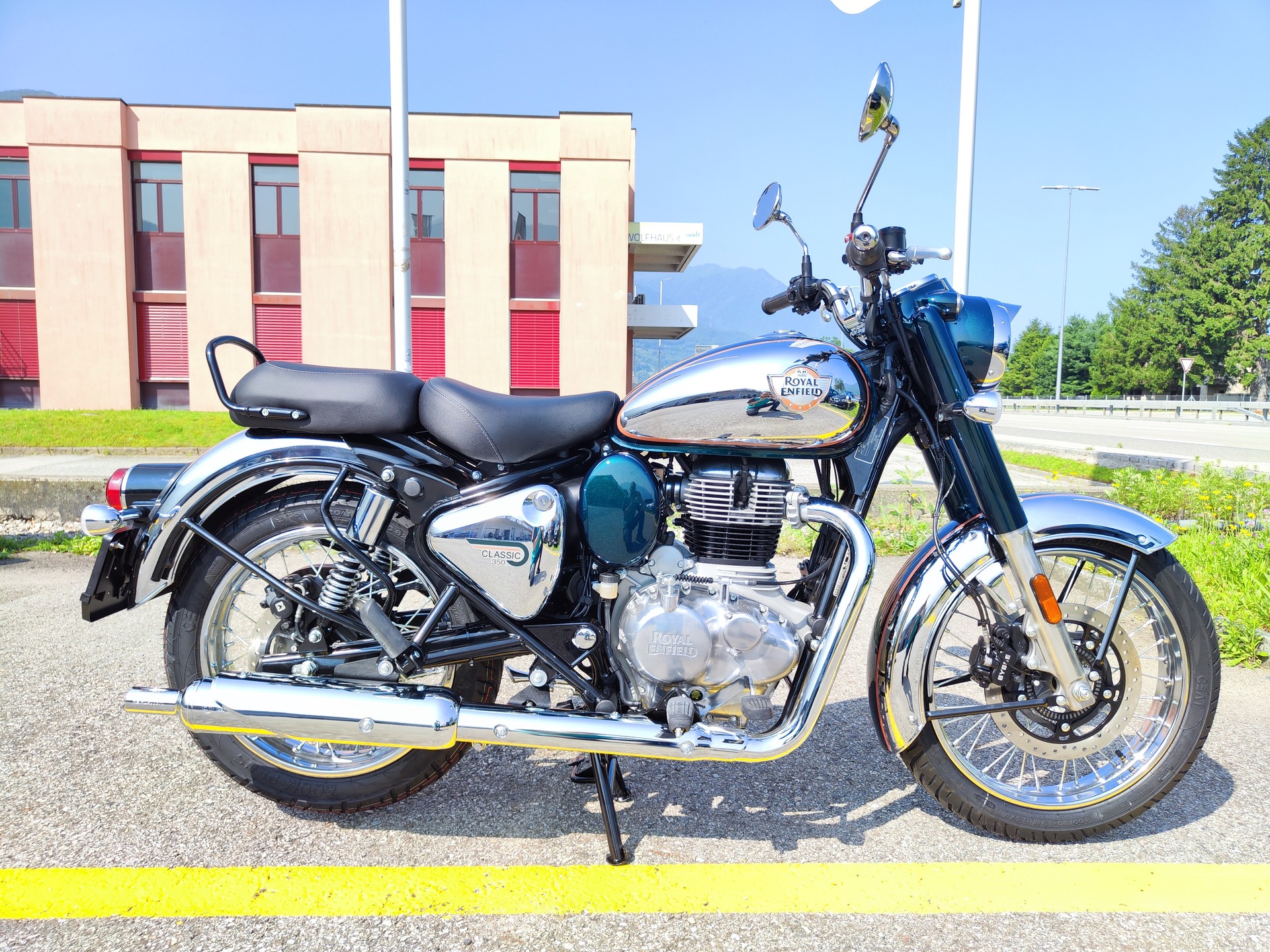 ROYAL ENFIELD Classic 350 Chrome