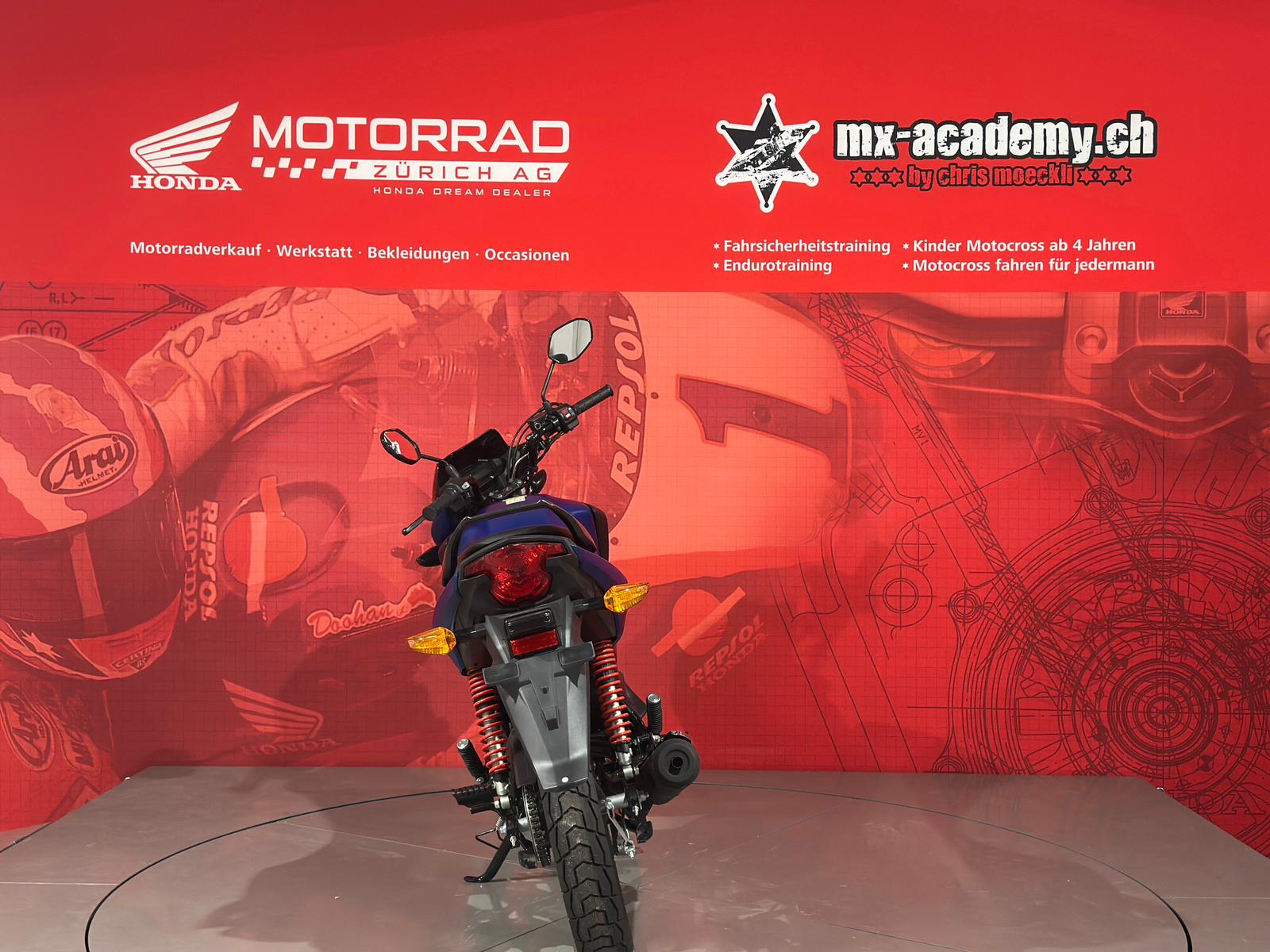 HONDA CBF 125 M **Neufahrzeug**-image-9
