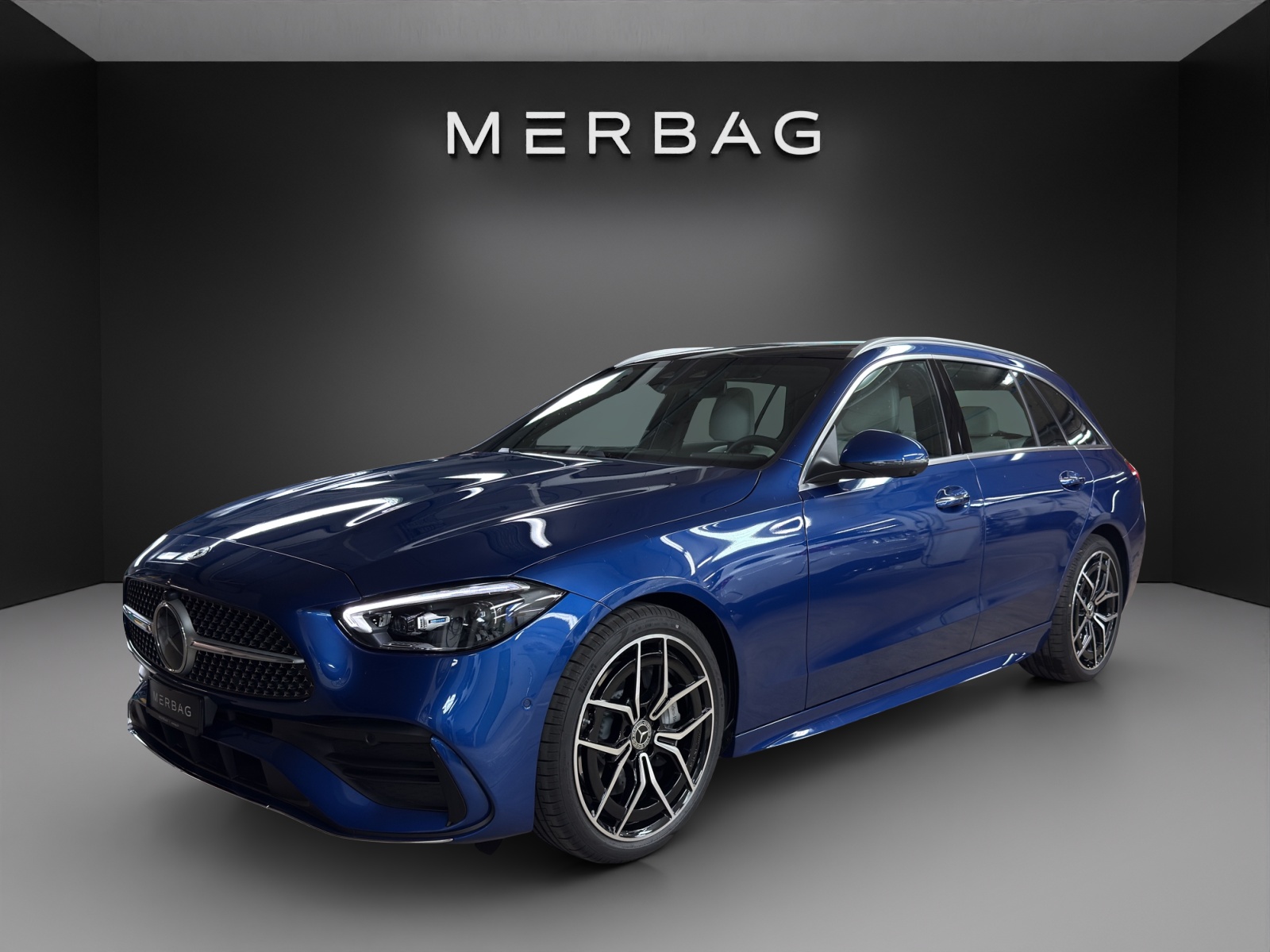 MERCEDES-BENZ C 220 d T 4 Matic-image-0