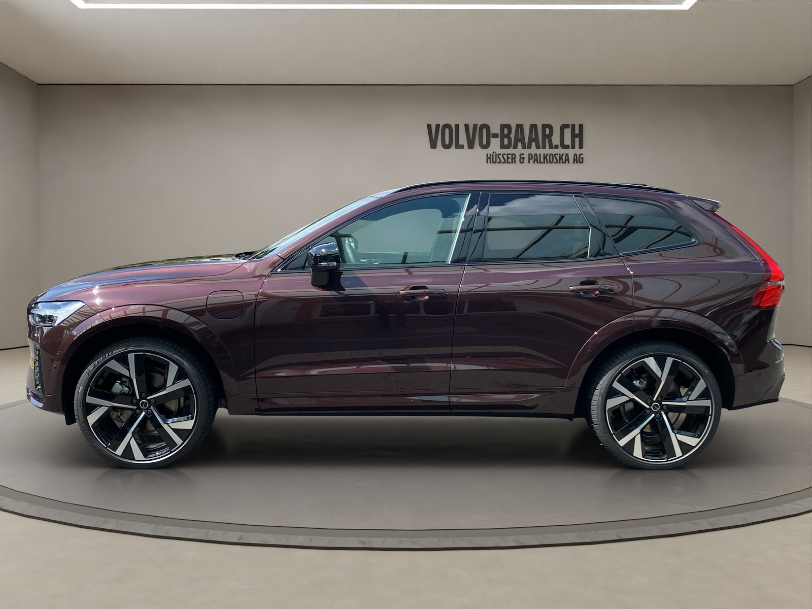 VOLVO XC60 2.0 T8 TE Ultra Dark eAWD-image-1