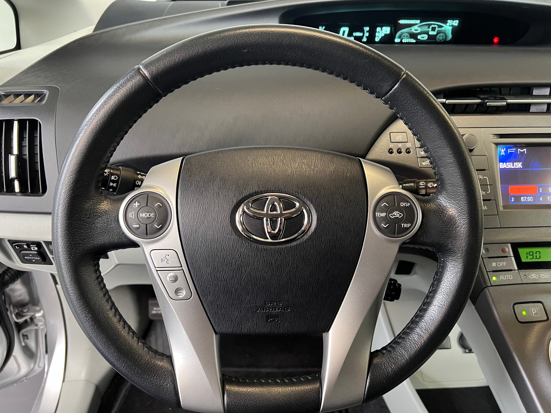 TOYOTA Prius 1.8 16V HSD Sol-image-7