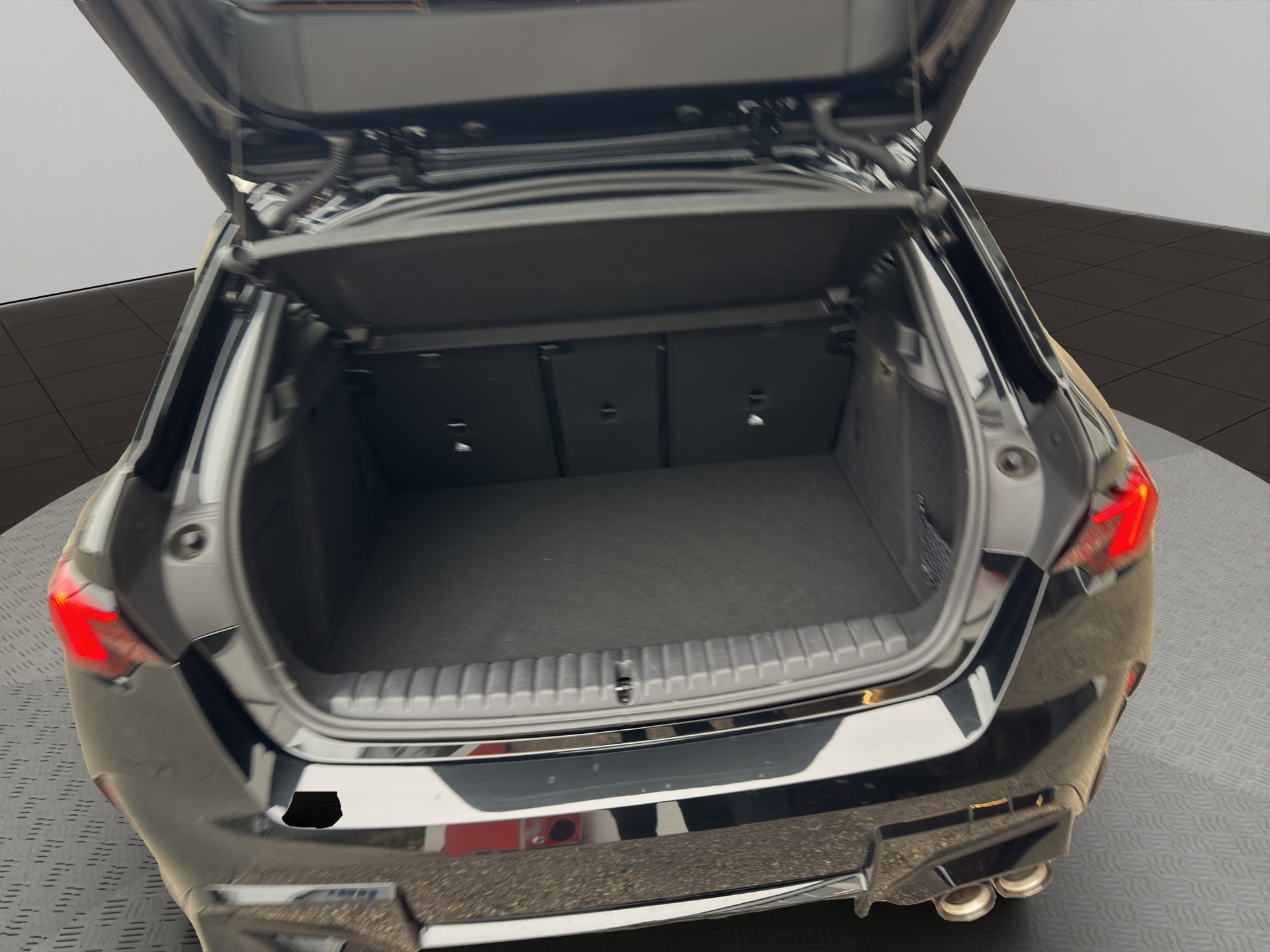 BMW M135 xDrive M Sport Pro-image-19