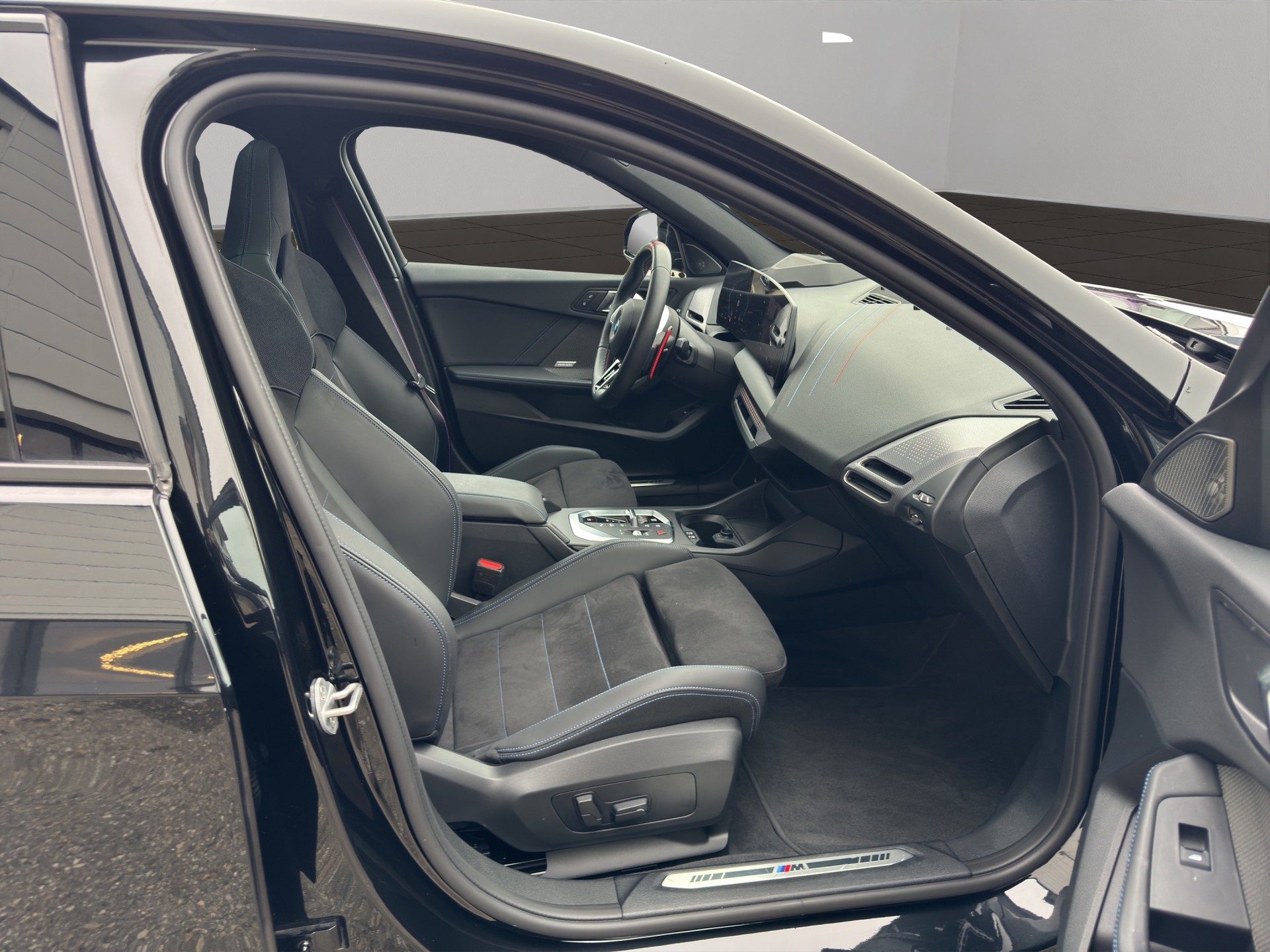BMW M135 xDrive M Sport Pro-image-17